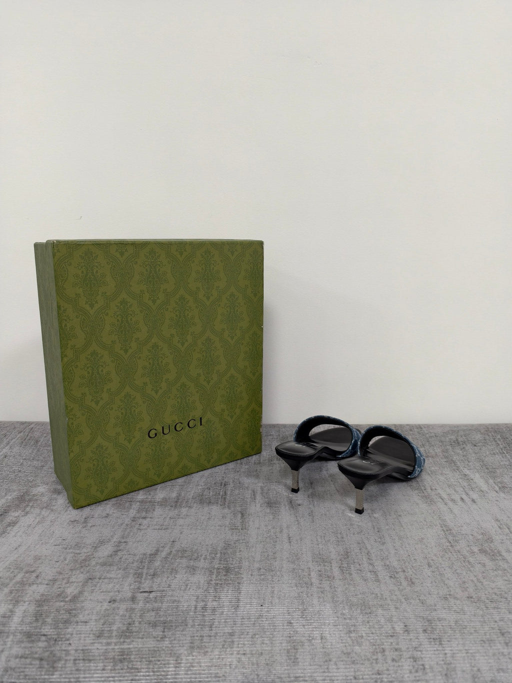 GUCCI 26S MULE SANDALS 55MM IN BLUE GG DENIM