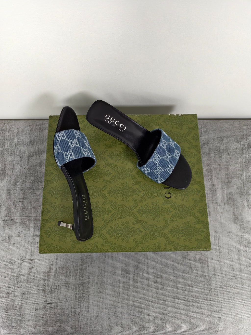 GUCCI 26S MULE SANDALS 55MM IN BLUE GG DENIM