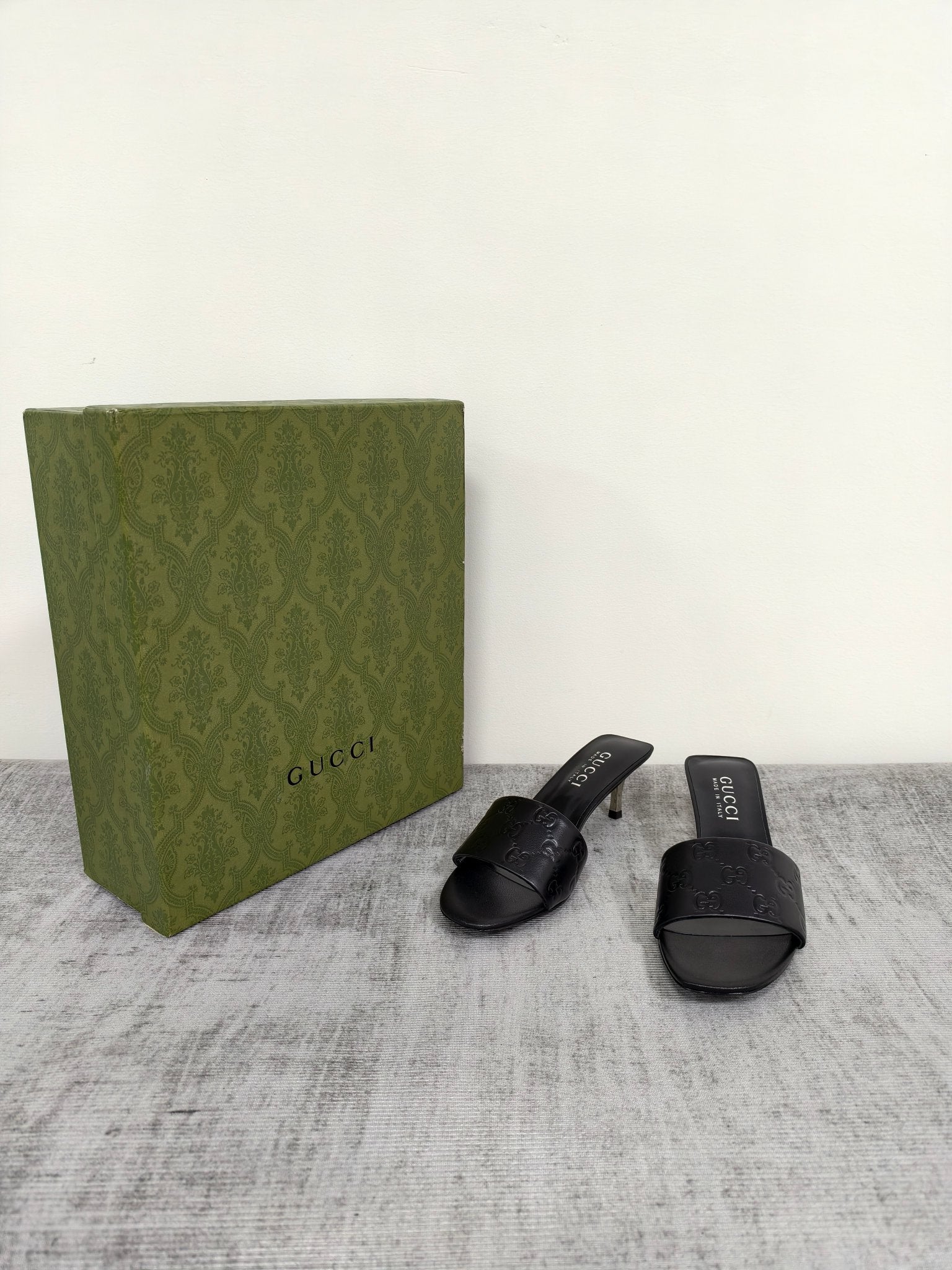 GUCCI 26S MULE SANDALS 55MM IN BLACK CALFSKIN GG EMBOSSED