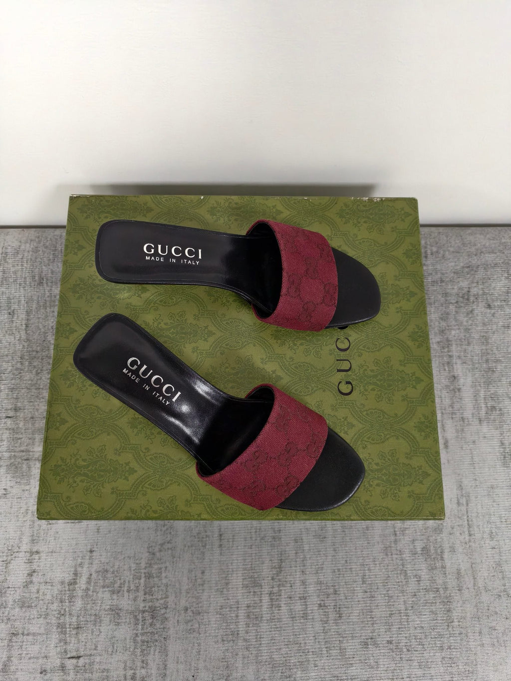 GUCCI 26S MULE SANDALS 55MM IN DARK RED GG CANVAS