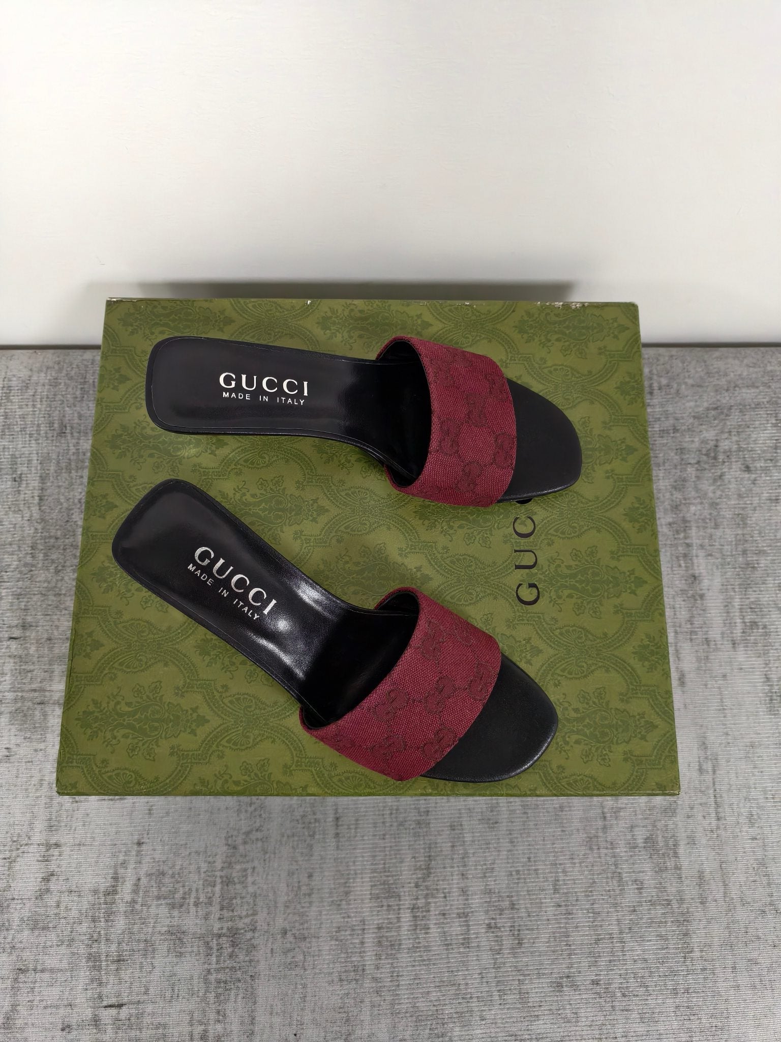 GUCCI 26S MULE SANDALS 55MM IN DARK RED GG CANVAS