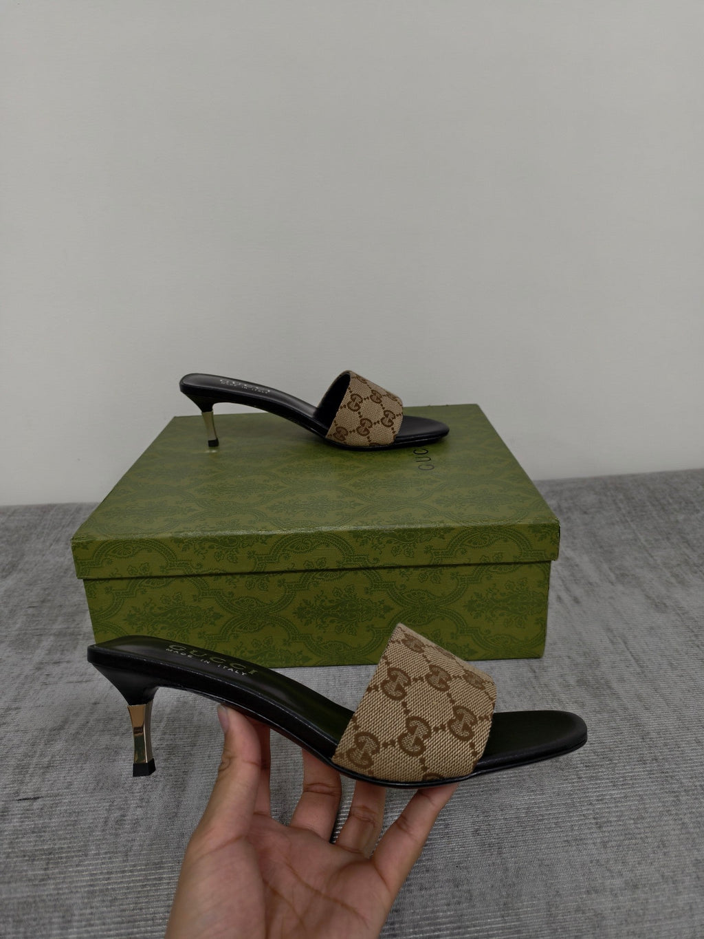 GUCCI 26S MULE SANDALS 55MM IN BEIGE BROWN GG CANVAS