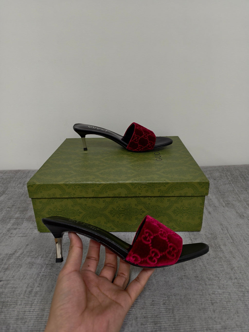 GUCCI 26S MULE SANDALS 55MM IN DARK RED VELVET GG EMBOSSED
