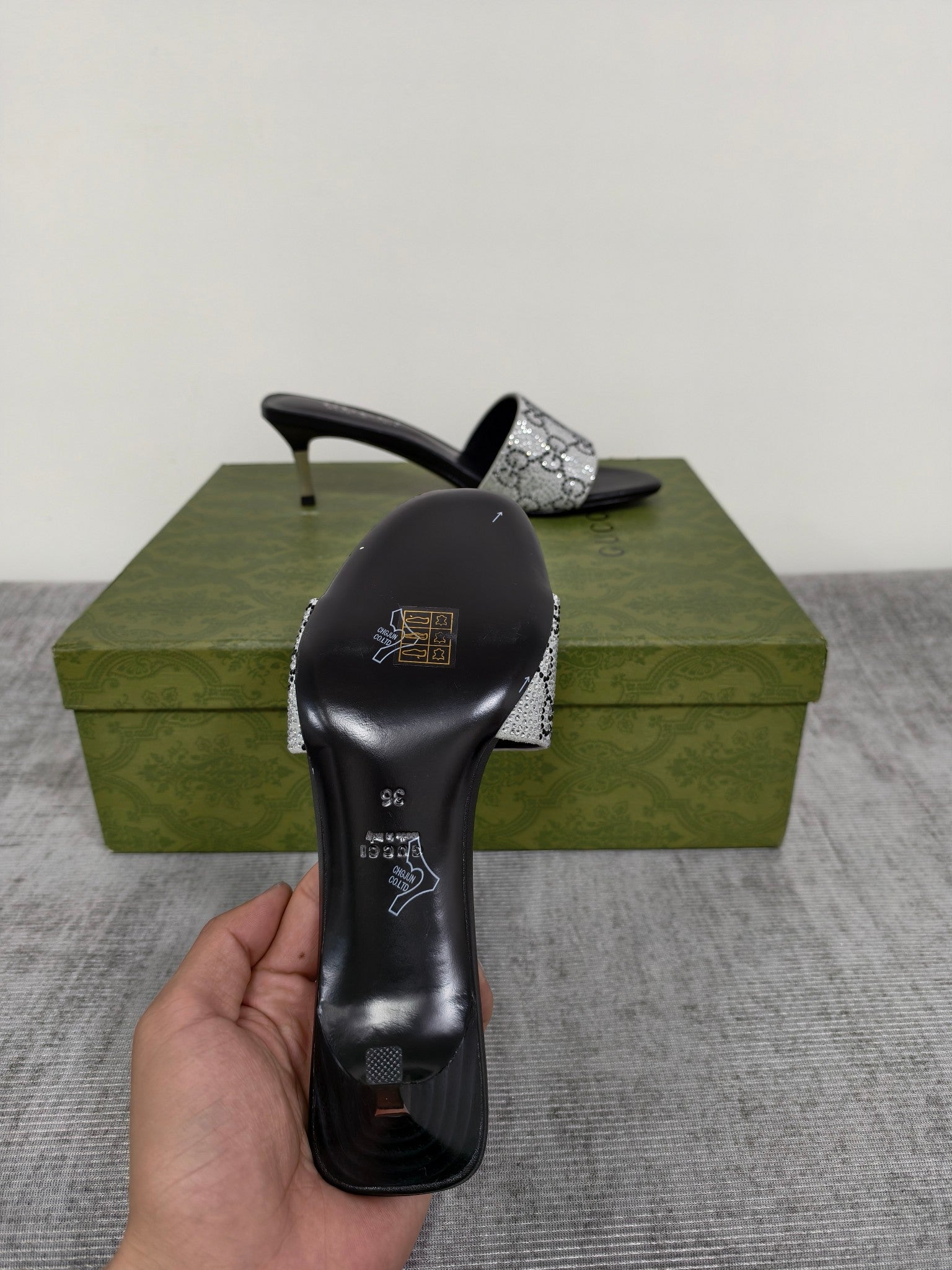 GUCCI 26S MULE SANDALS 55MM IN SILVER SATIN CRYSTAL GG