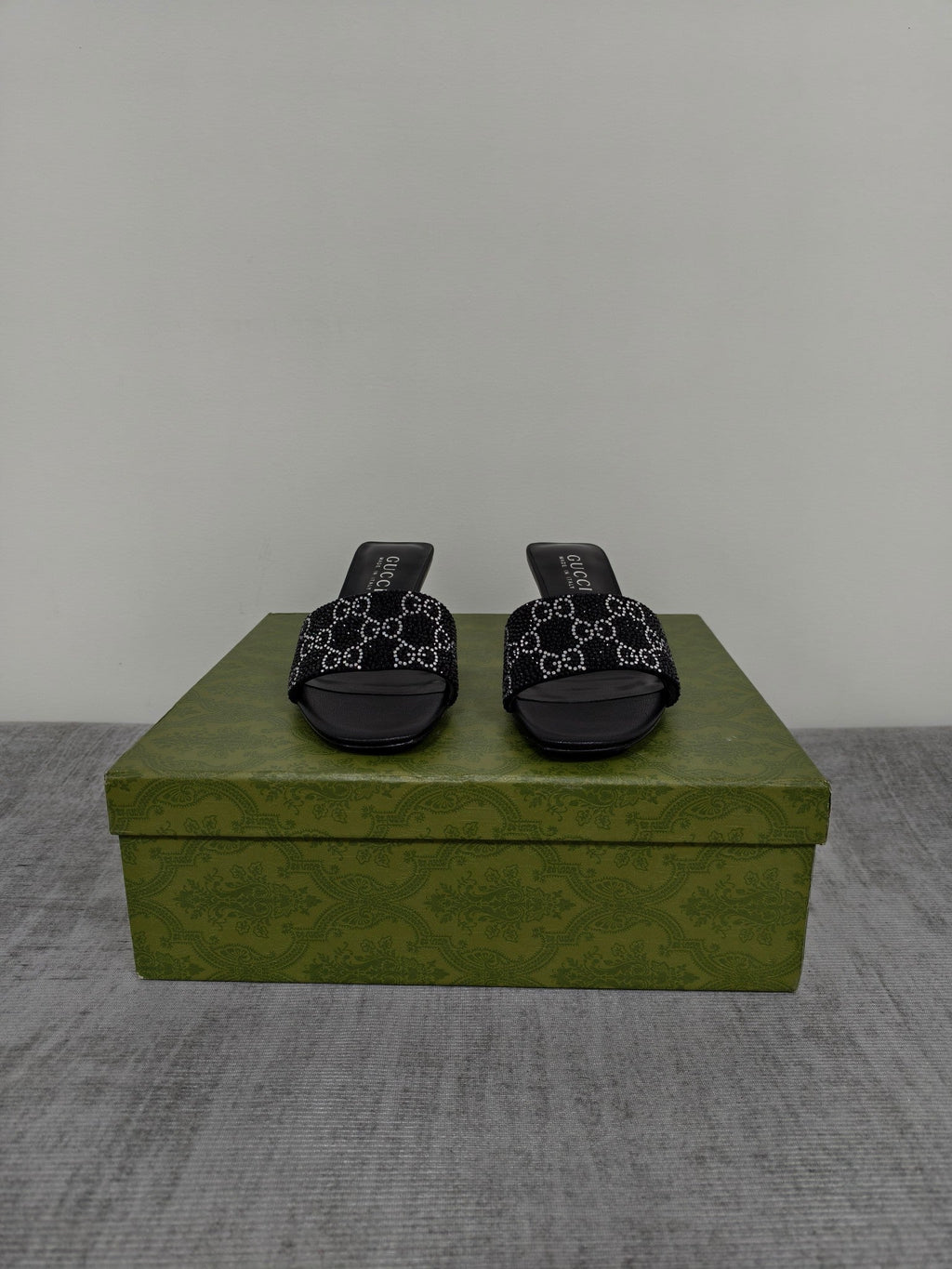 GUCCI 26S MULE SANDALS 55MM IN BLACK SATIN CRYSTAL GG
