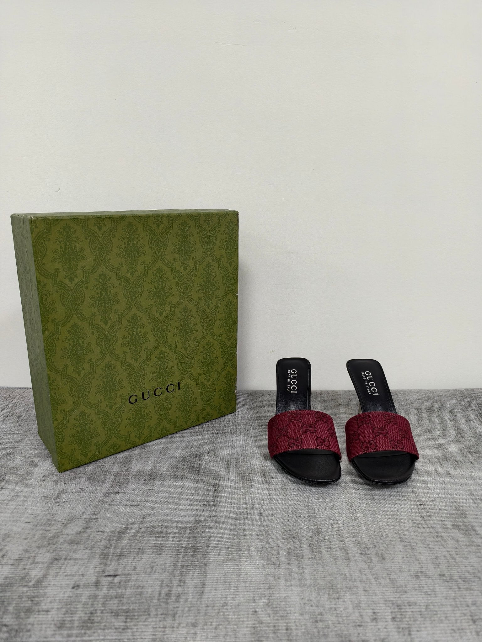 GUCCI 26S MULE SANDALS 85MM IN DARK RED GG CANVAS