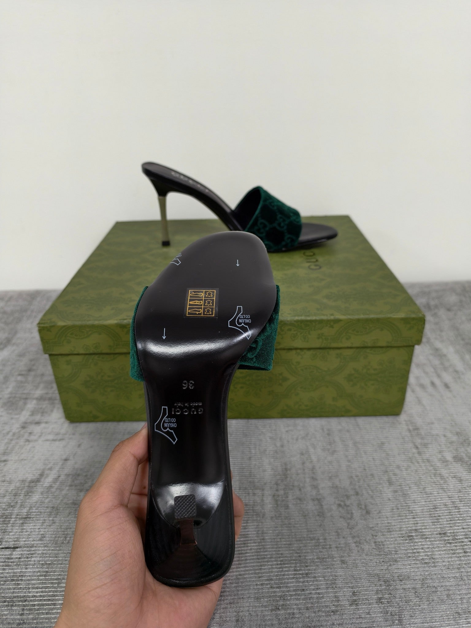 GUCCI 26S MULE SANDALS 85MM IN DARK GREEN VELVET GG EMBOSSED