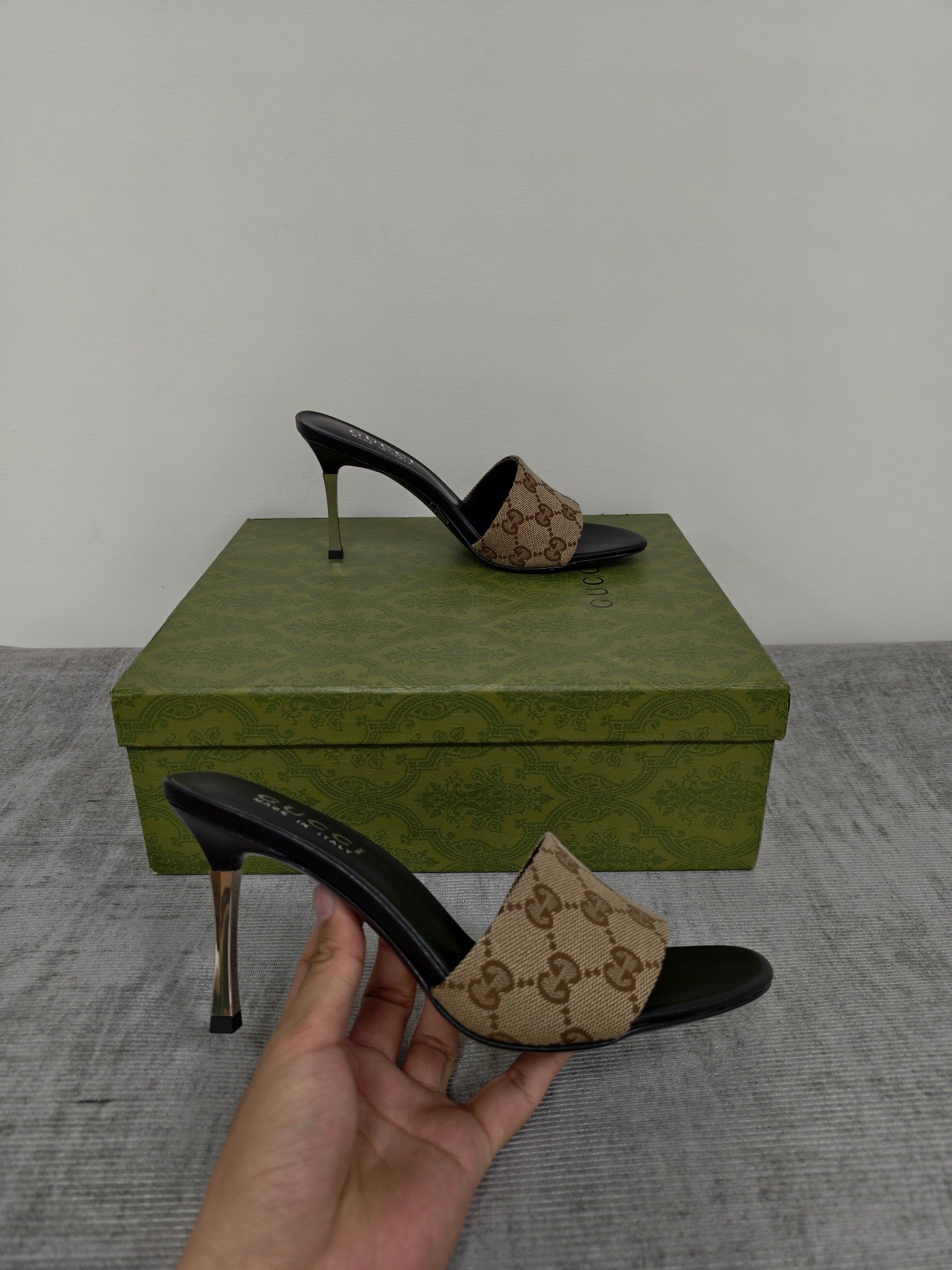GUCCI 26S MULE SANDALS 85MM IN BEIGE BROWN GG CANVAS