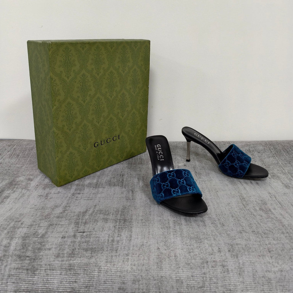 GUCCI 26S MULE SANDALS 85MM IN ROYAL BLUE VELVET GG EMBOSSED