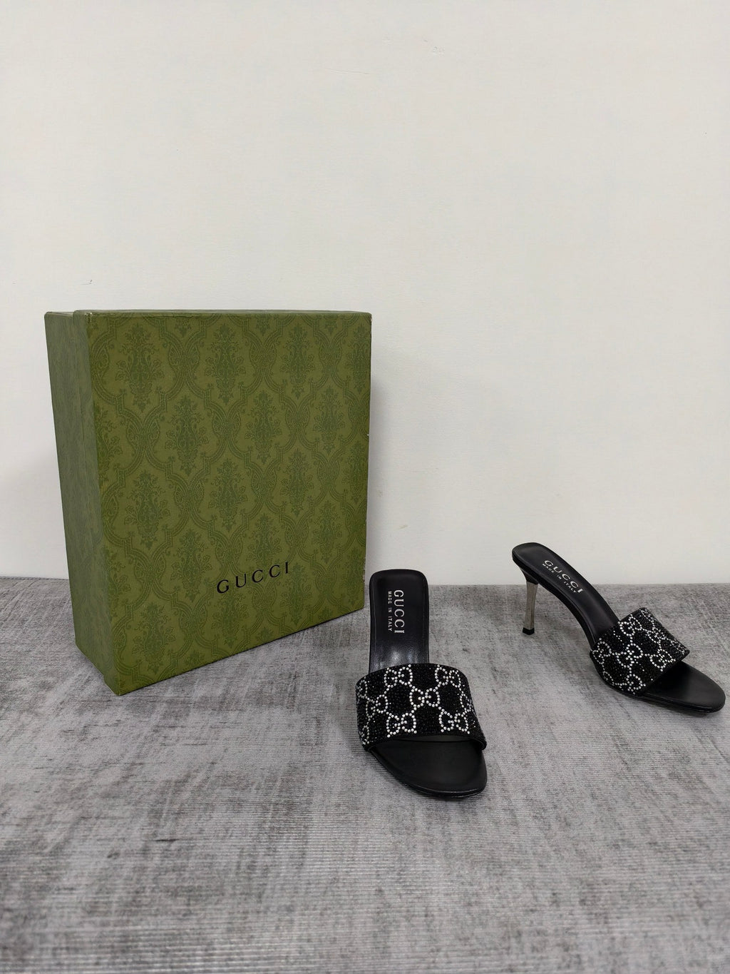 GUCCI 26S MULE SANDALS 85MM IN BLACK SATIN CRYSTAL GG