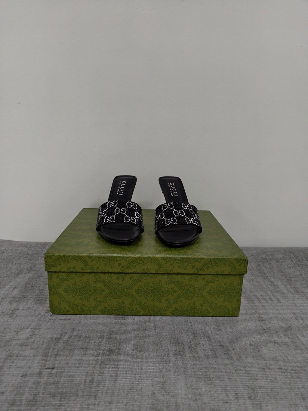 GUCCI 26S MULE SANDALS 85MM IN BLACK SATIN CRYSTAL GG