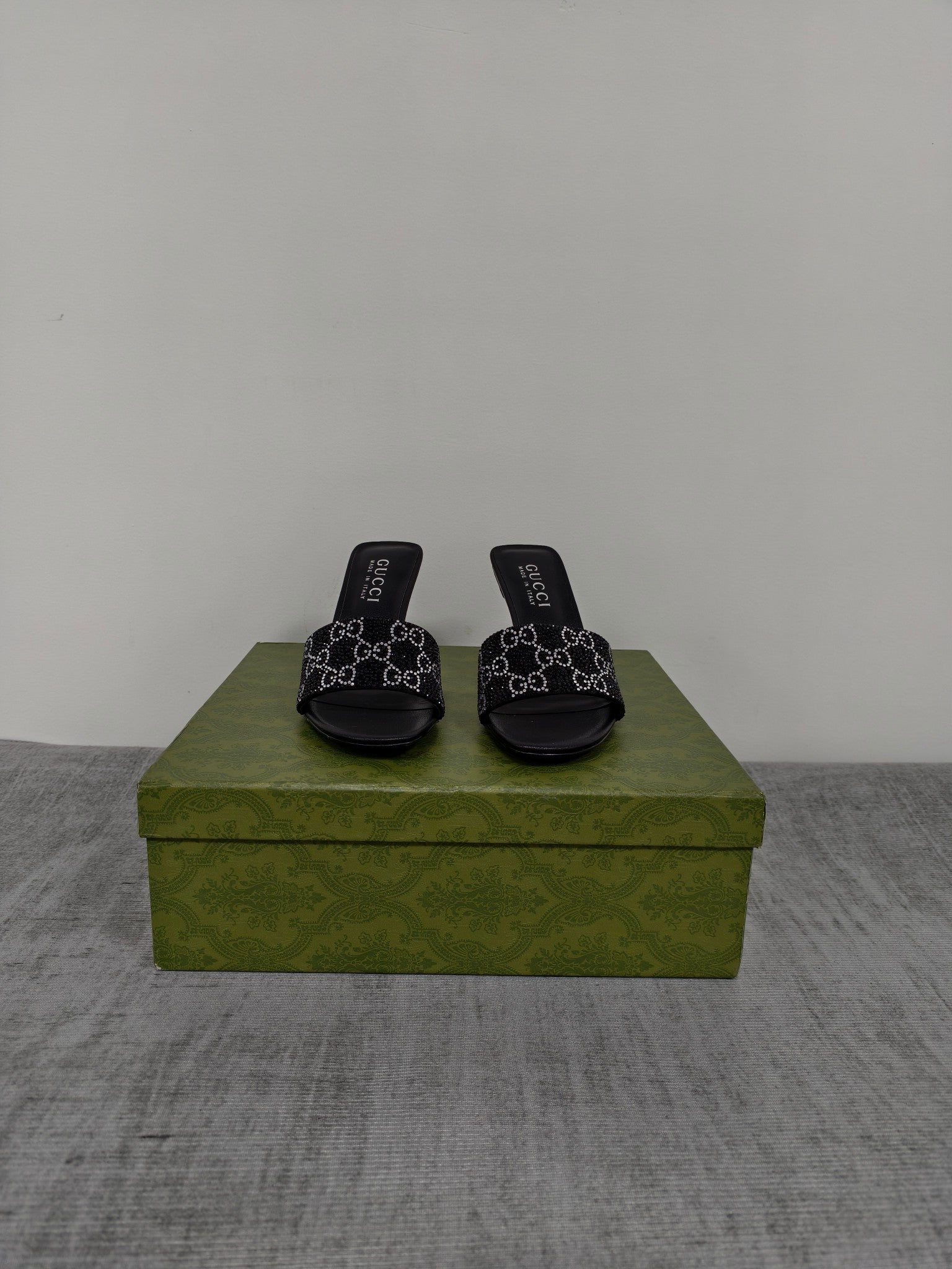 GUCCI 26S MULE SANDALS 85MM IN BLACK SATIN CRYSTAL GG