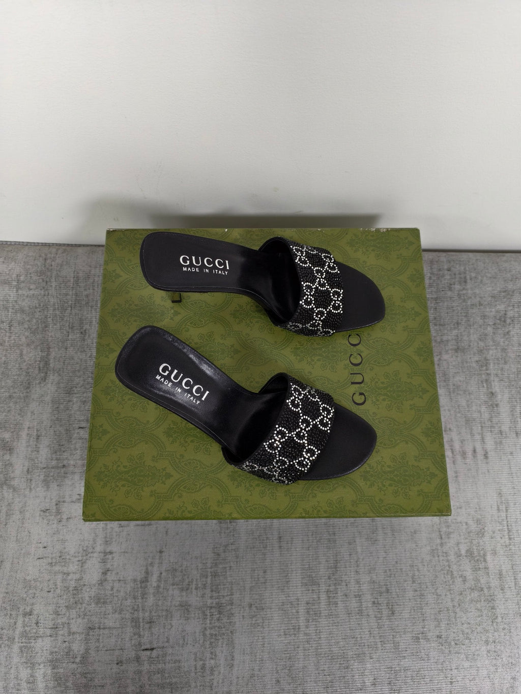 GUCCI 26S MULE SANDALS 85MM IN BLACK SATIN CRYSTAL GG