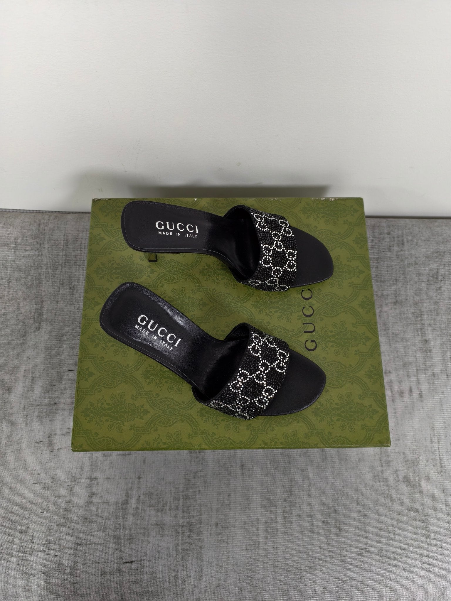 GUCCI 26S MULE SANDALS 85MM IN BLACK SATIN CRYSTAL GG