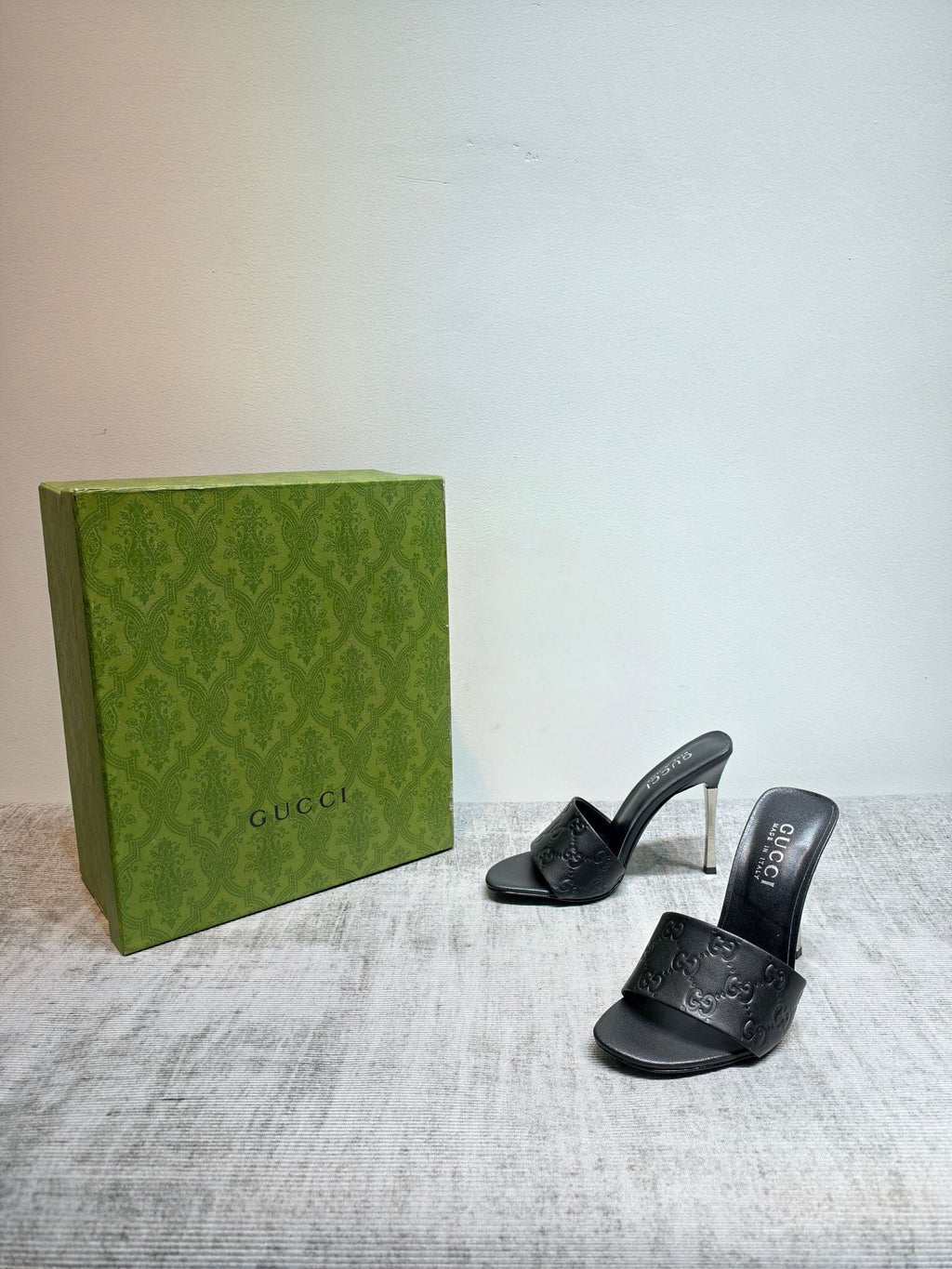 GUCCI 26S MULE SANDALS 110MM IN BLACK CALFSKIN GG EMBOSSED