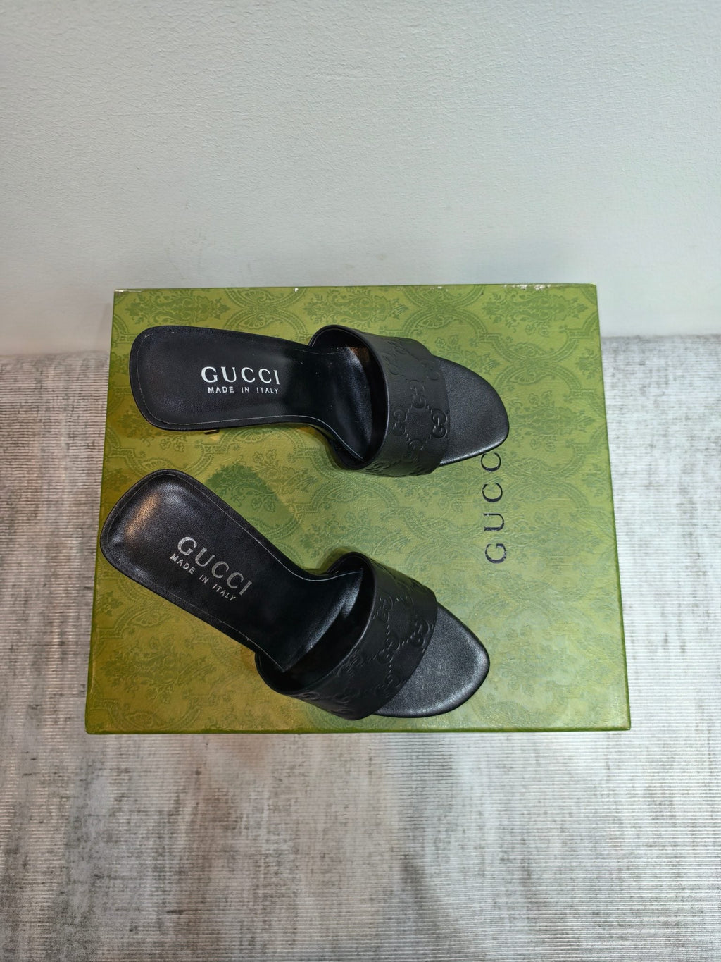 GUCCI 26S MULE SANDALS 110MM IN BLACK CALFSKIN GG EMBOSSED