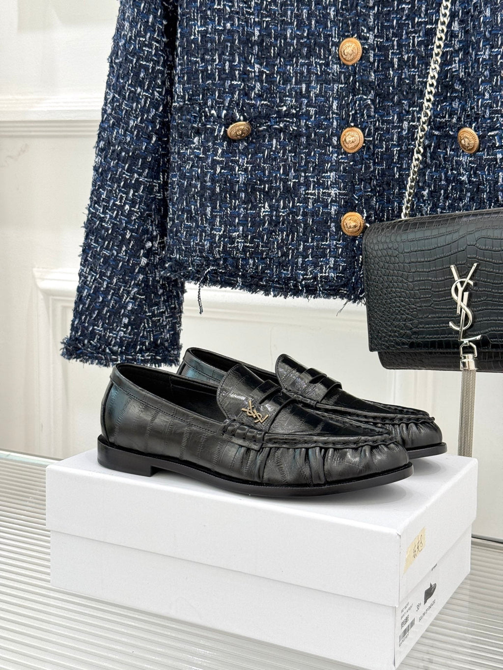YSL 25S LOAFERS IN BLACK EMBOSSED LAMBSKIN