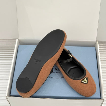 PRADA 26S MARY JANE  FLATS IN CAMEL BROWN FELTED FABRIC