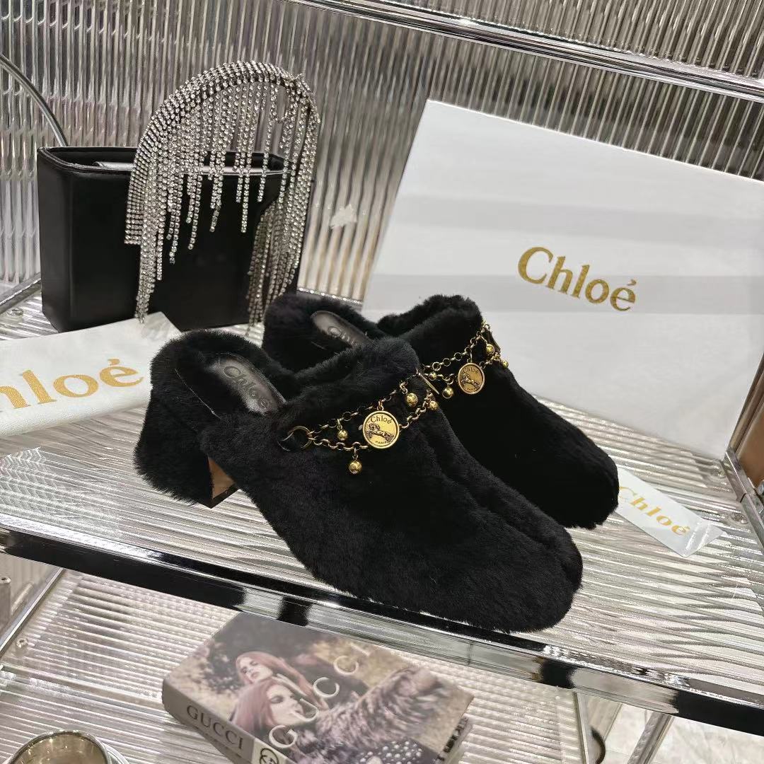 CHLOÉ 26S HIGH-HEELED MULES IN BLACK WOOL