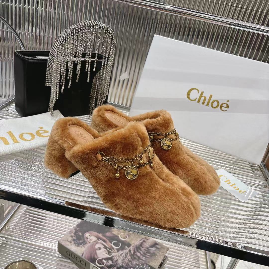CHLOÉ 26S HIGH-HEELED MULES IN BROWN WOOL