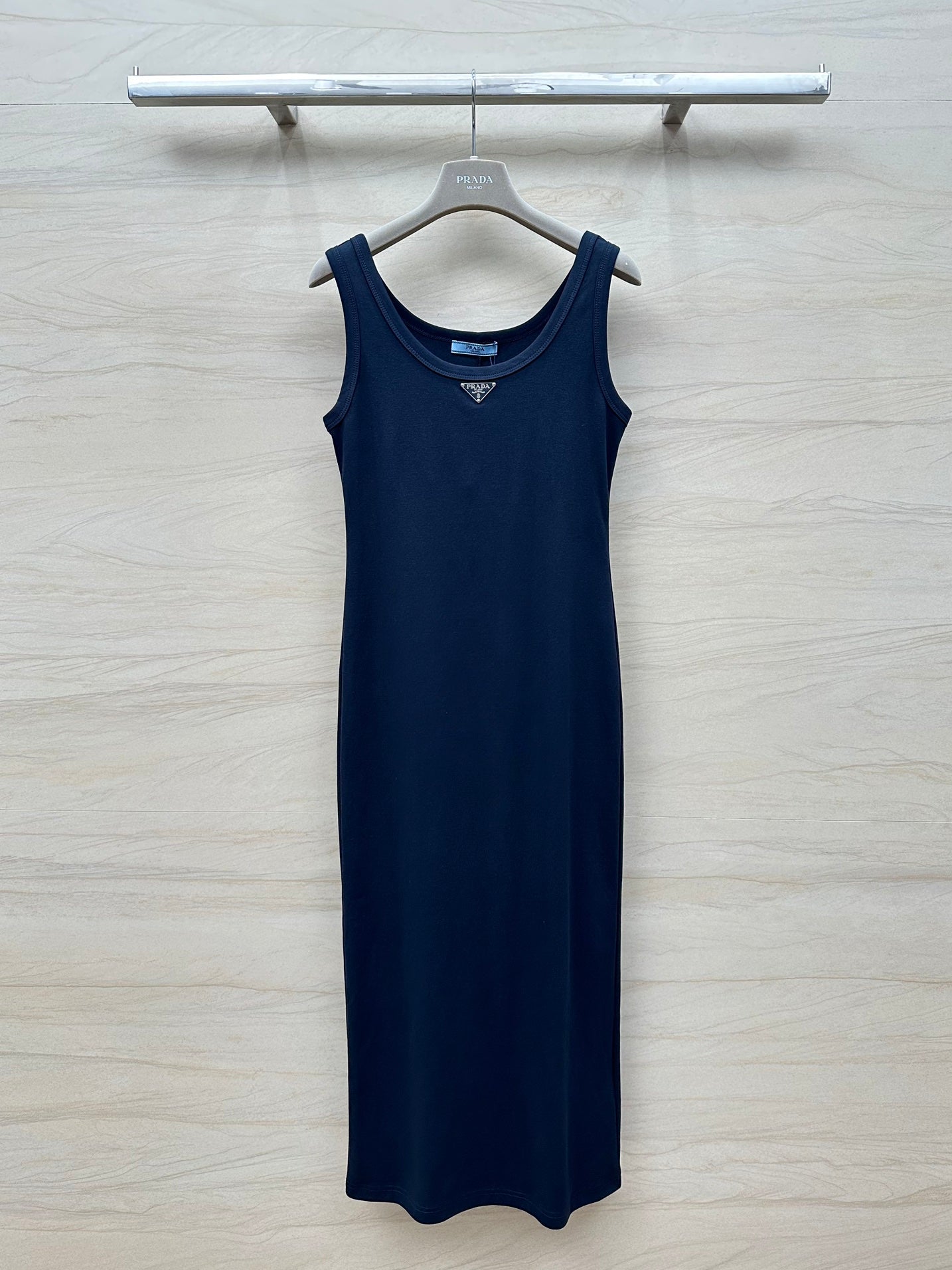 PRADA 26S SLEEVELESS CREW NECK DRESS 654
