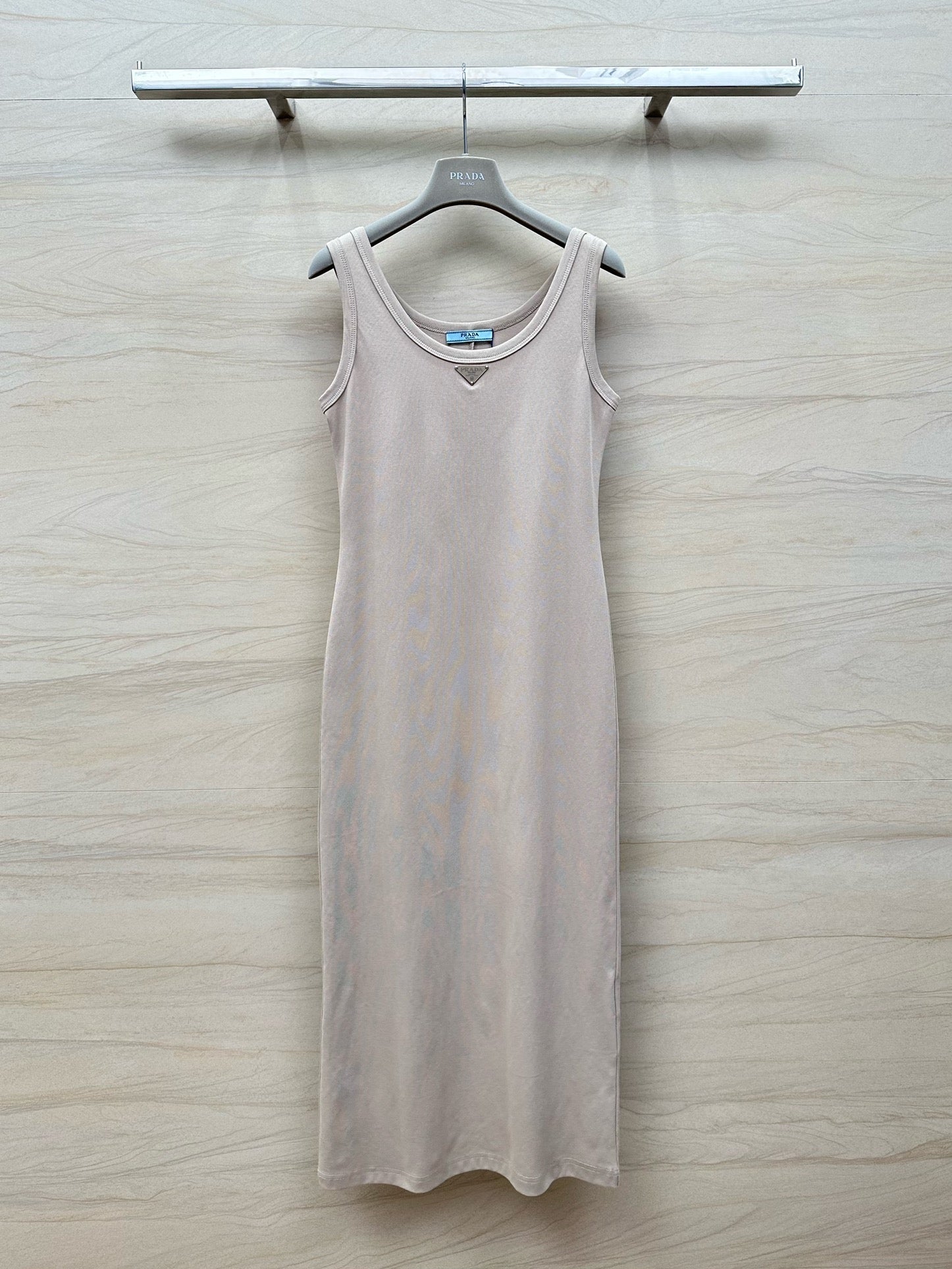 PRADA 26S SLEEVELESS CREW NECK DRESS 653