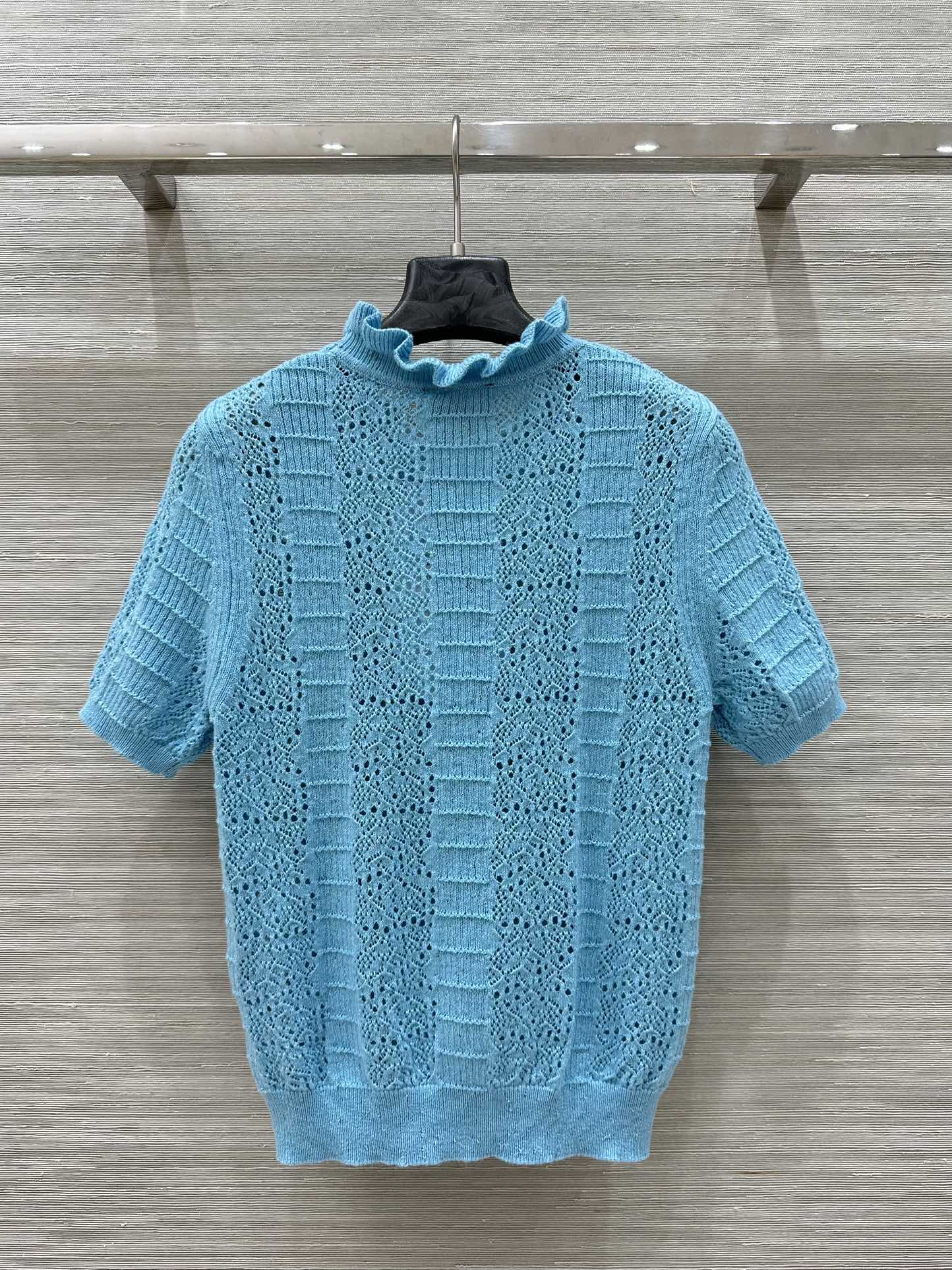CHANEL KNIT TOP STYLE 70
