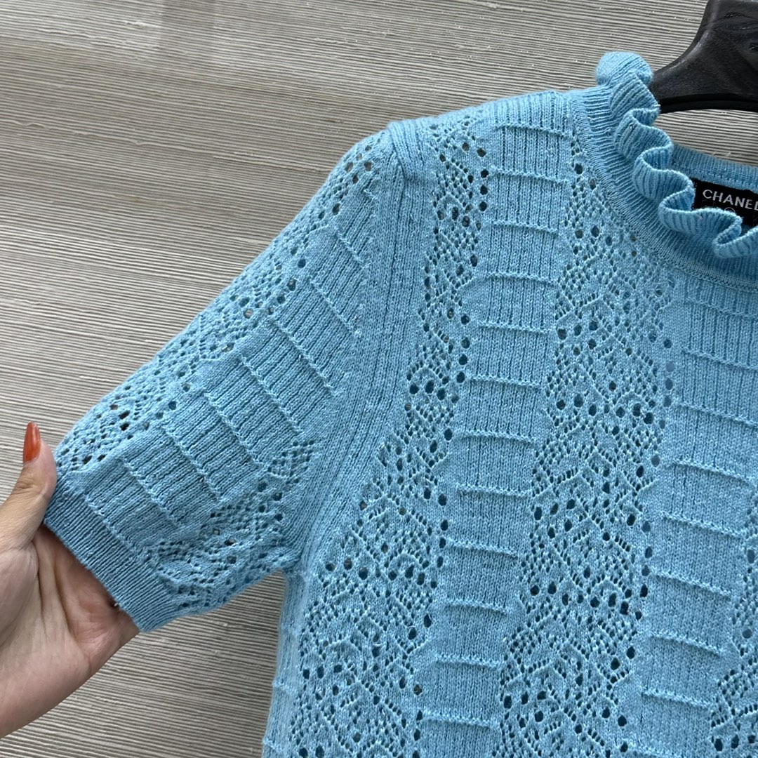 CHANEL KNIT TOP STYLE 70