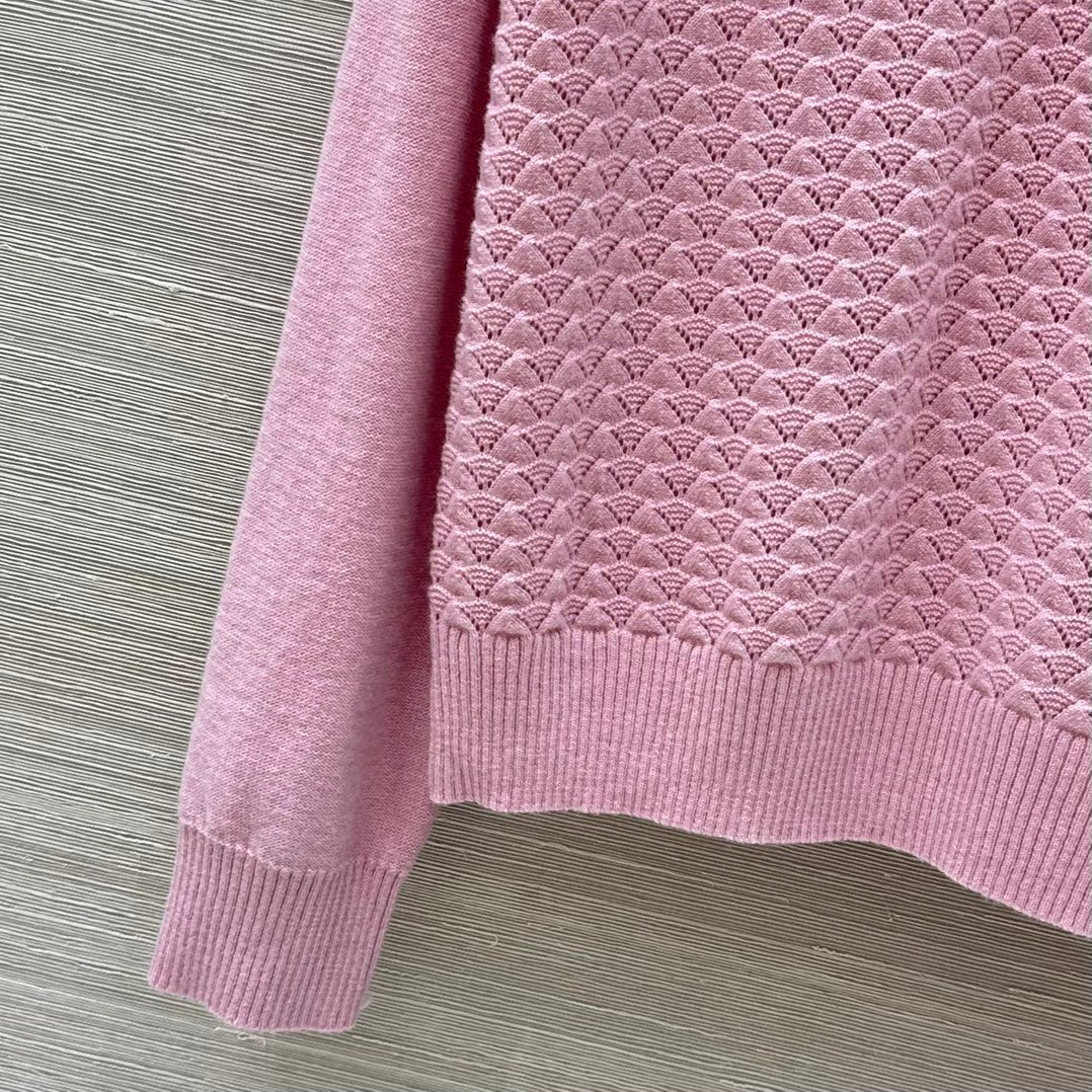 MIUMIU SWEATER STYLE 756
