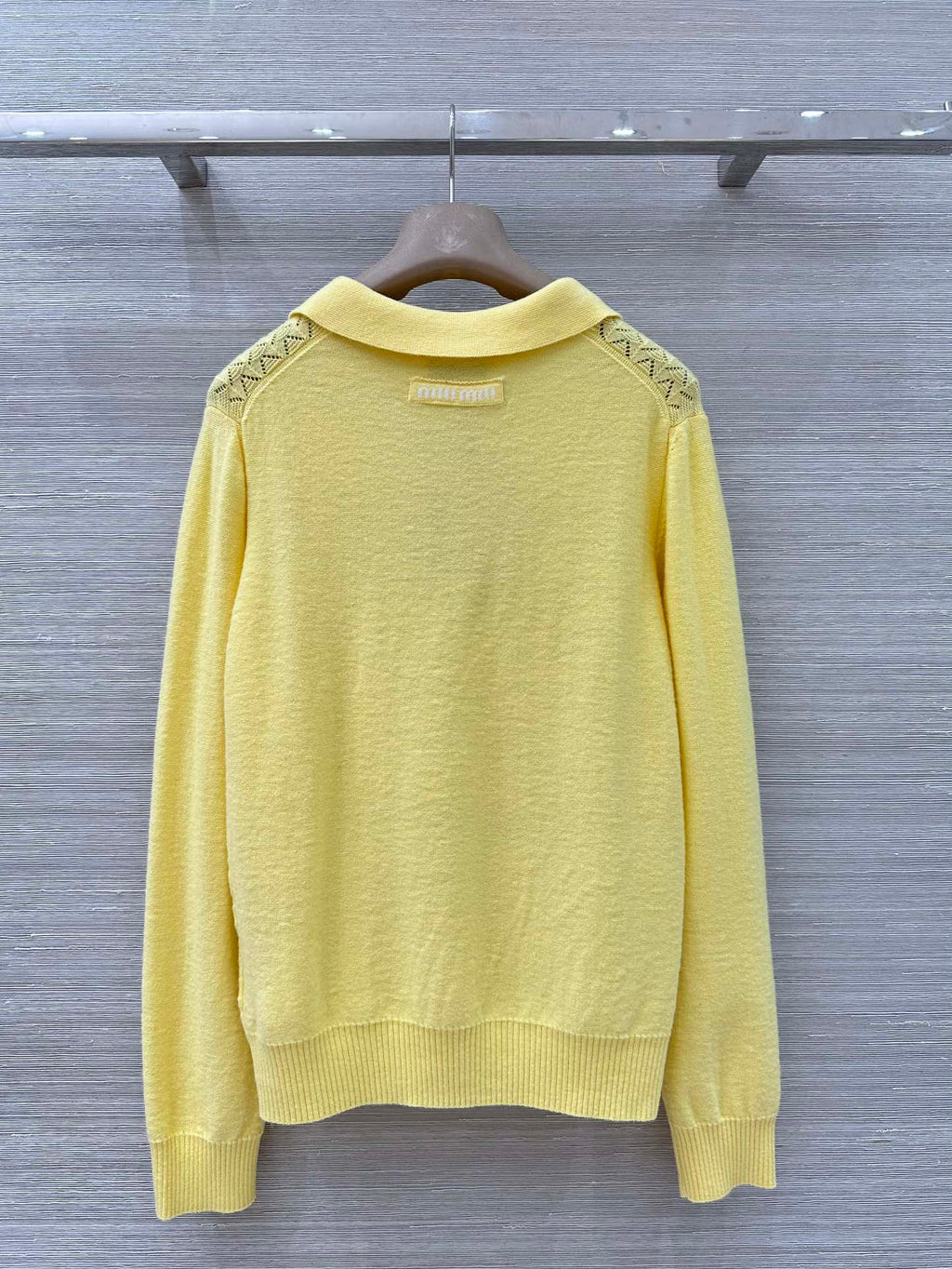 MIUMIU SWEATER STYLE 757