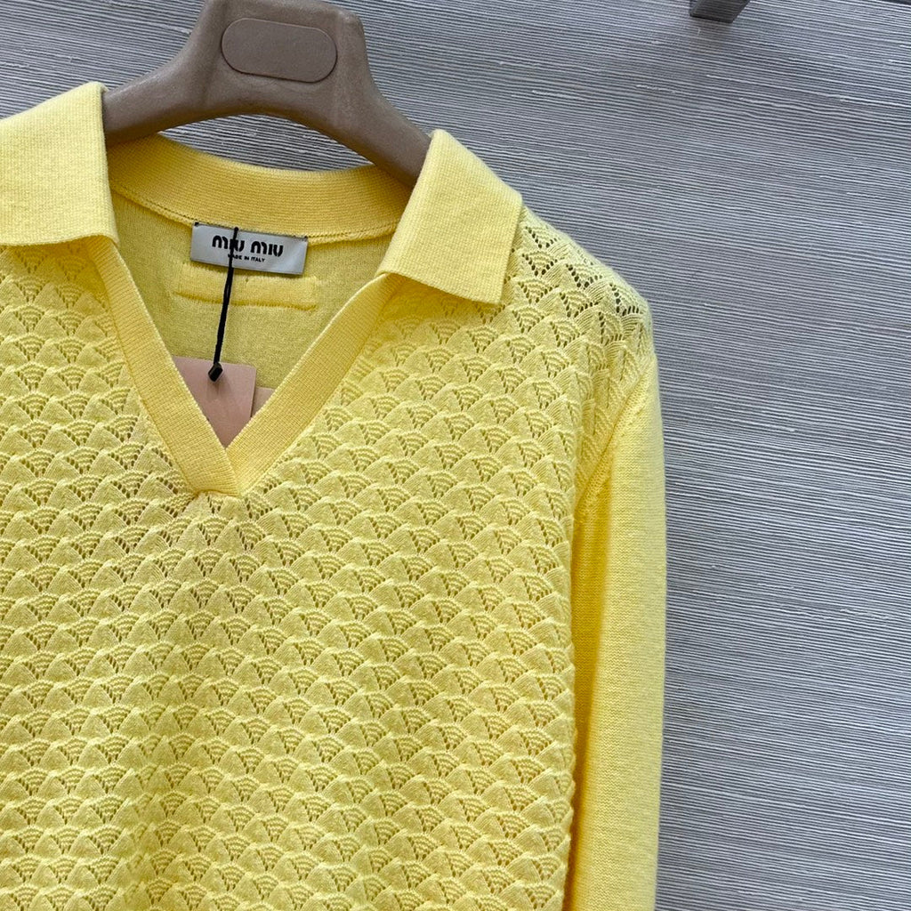 MIUMIU SWEATER STYLE 757