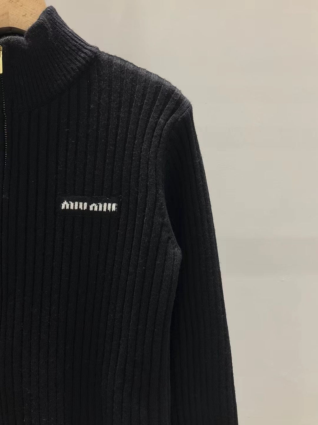 MIUMIU PULLOVER SWEATER STYLE 312