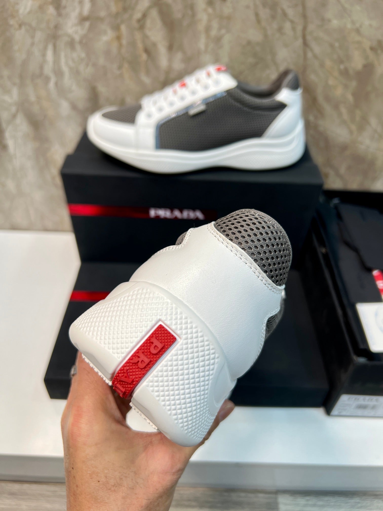 PRA SNEAKER WHITE CALFSKIN AND WOOD BROWN MESH FABRIC