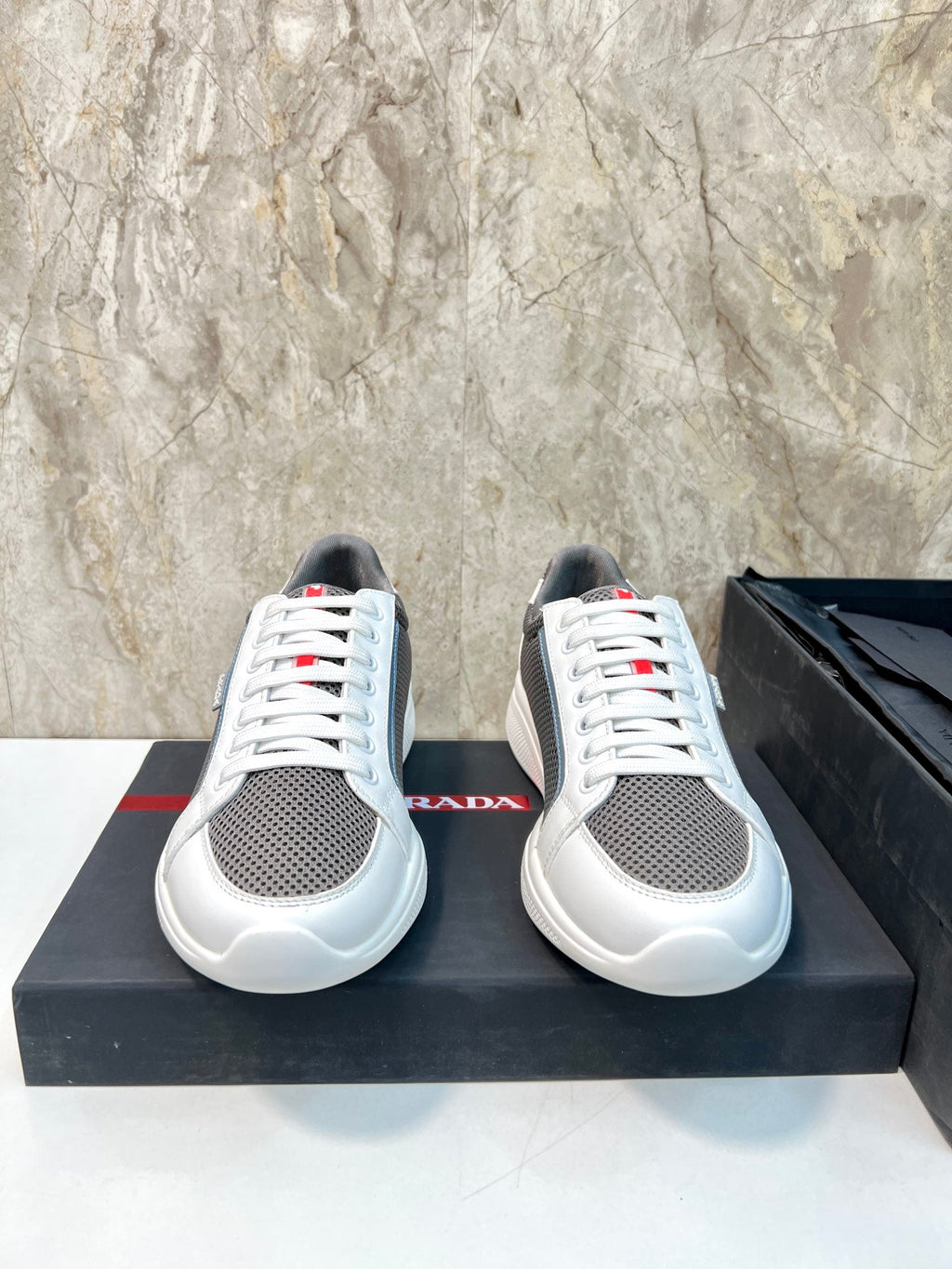PRA SNEAKER WHITE CALFSKIN AND WOOD BROWN MESH FABRIC