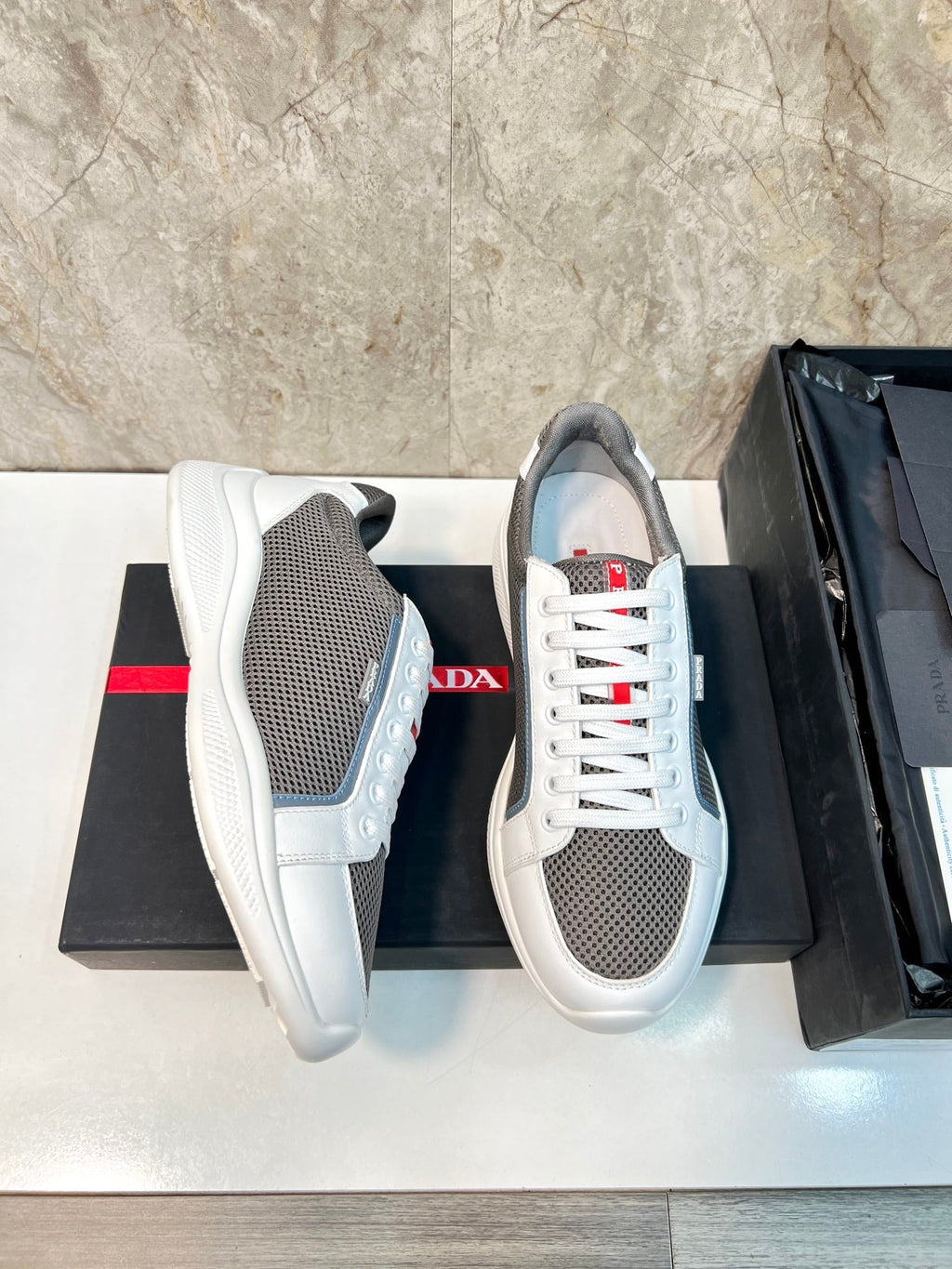 PRA SNEAKER WHITE CALFSKIN AND WOOD BROWN MESH FABRIC