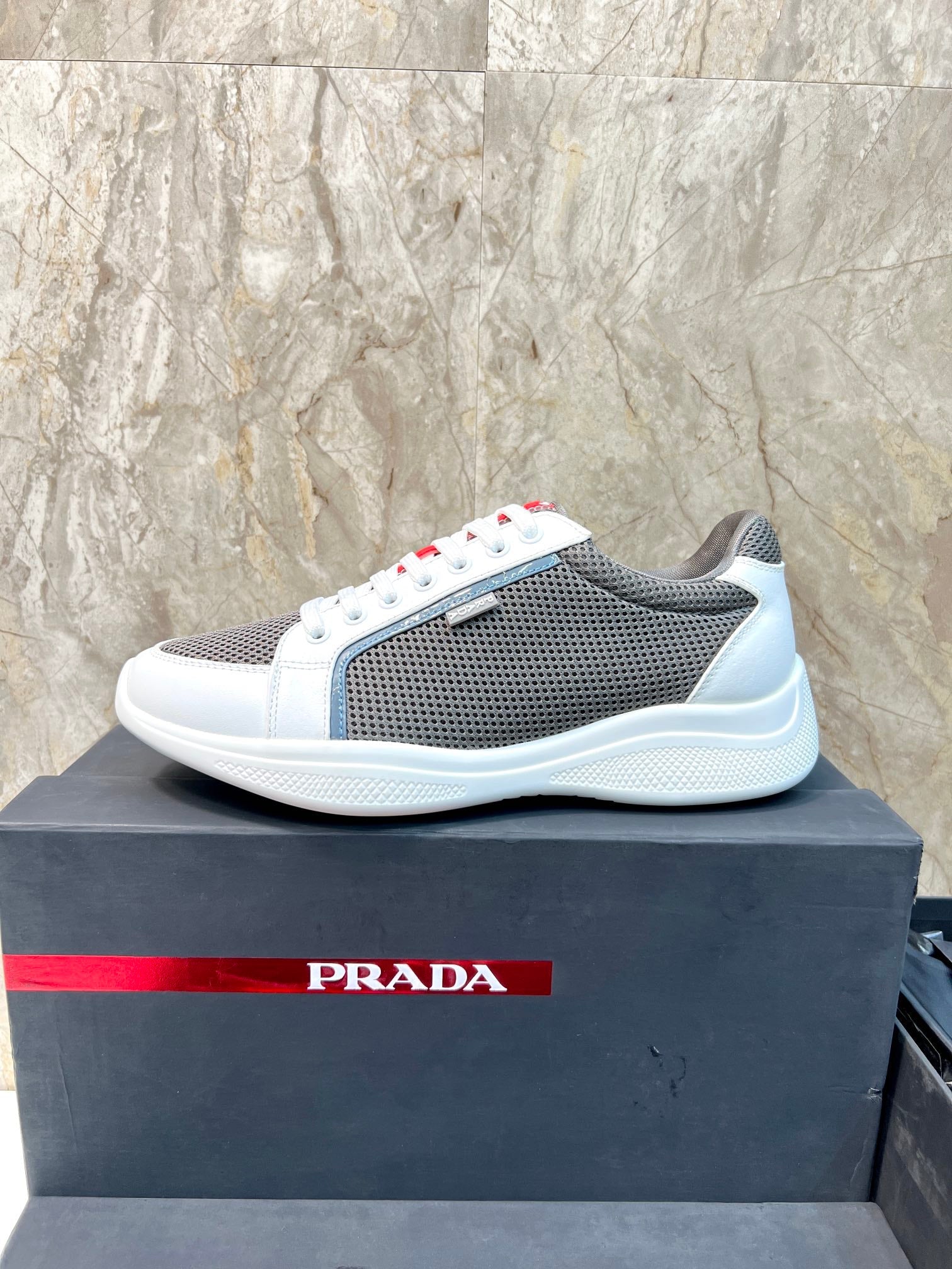 PRA SNEAKER WHITE CALFSKIN AND WOOD BROWN MESH FABRIC