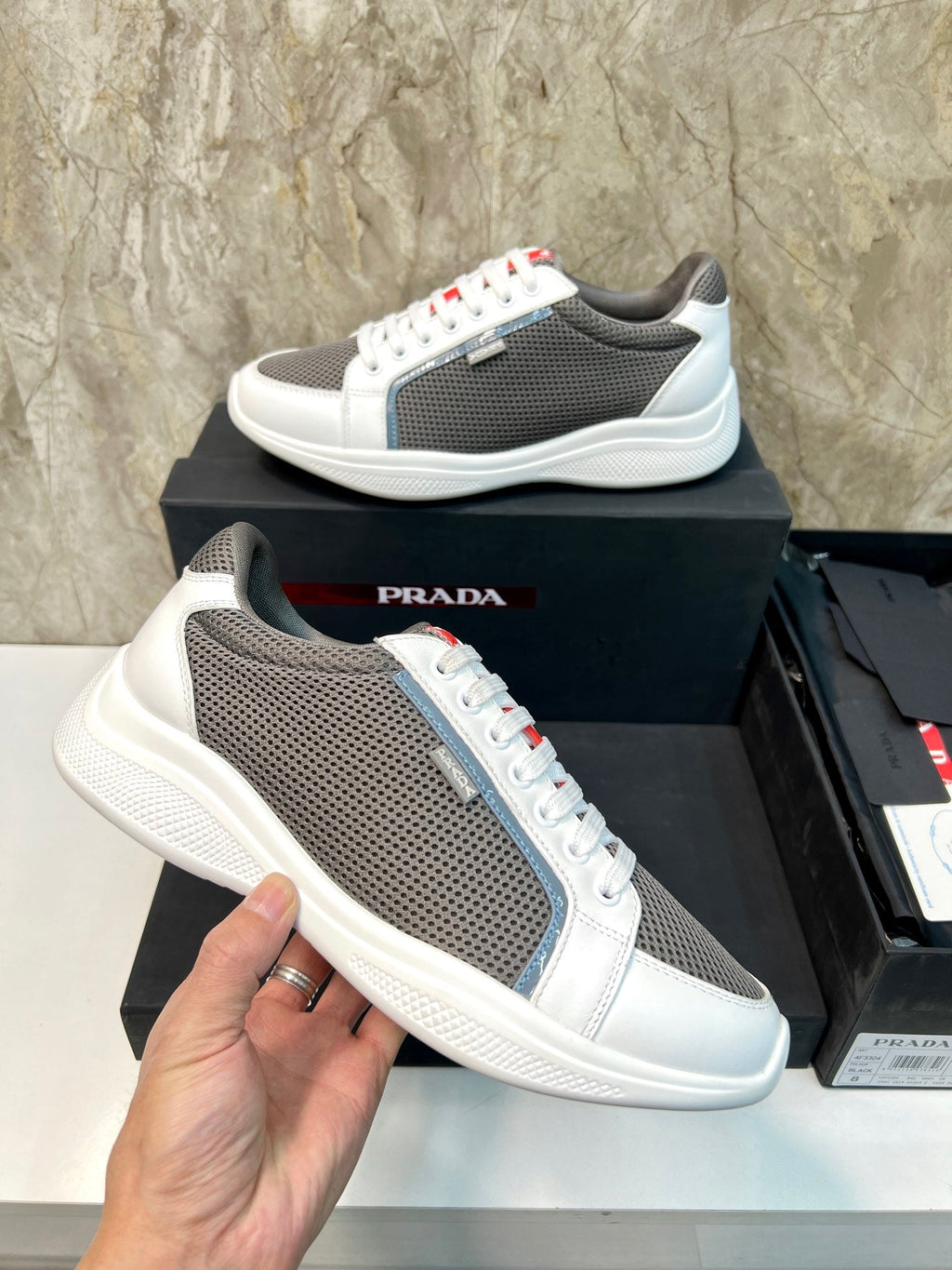 PRA SNEAKER WHITE CALFSKIN AND WOOD BROWN MESH FABRIC