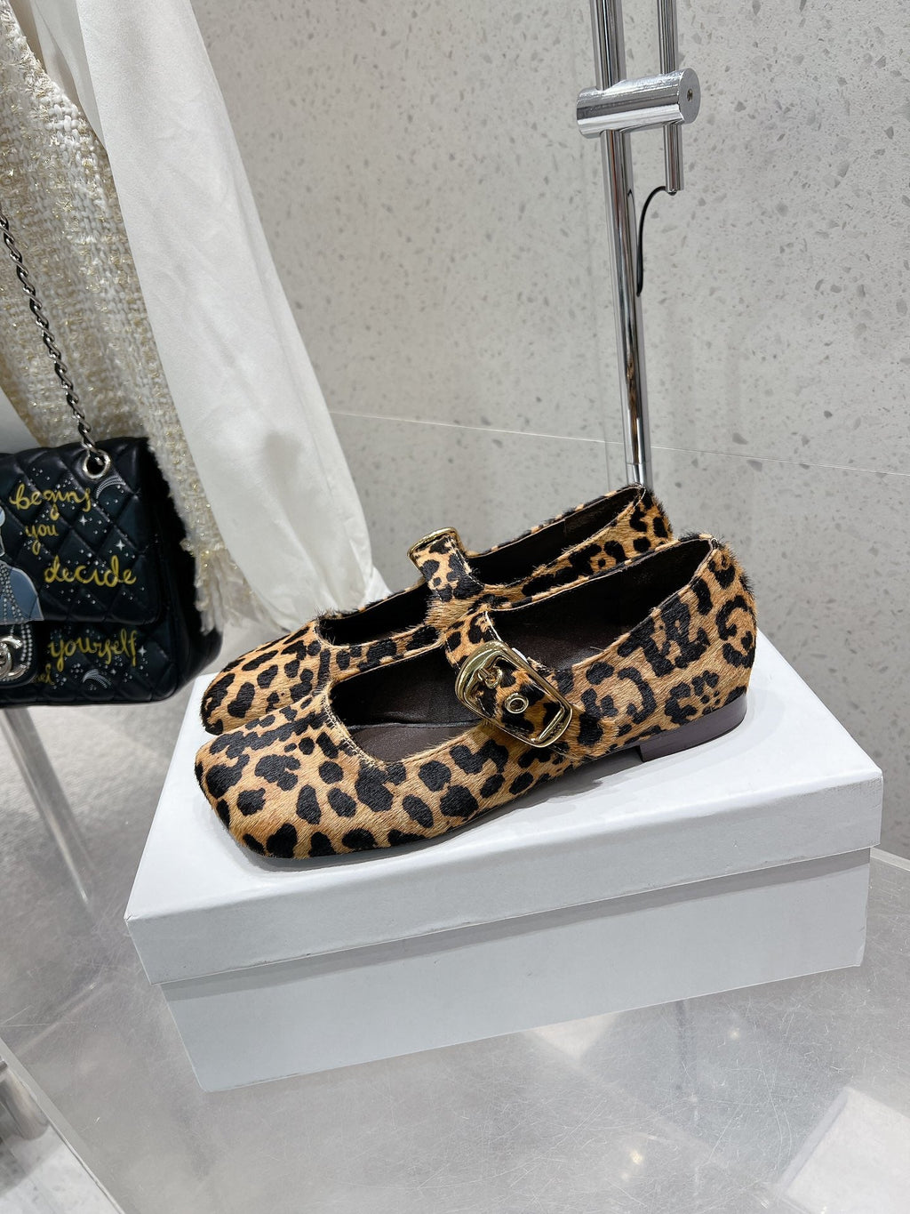 CHLOÉ 26S MARY JANE FLATS IN LEOPARD PRINT PONY HAIR