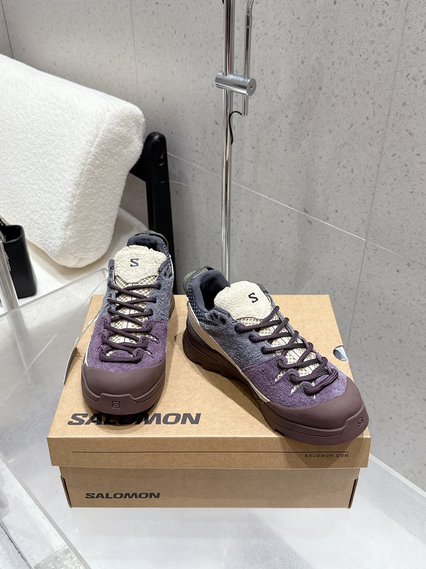 ALO 25S SALOMON AERO GLIDE 3 IN PURPLE AND GREY SUEDE
