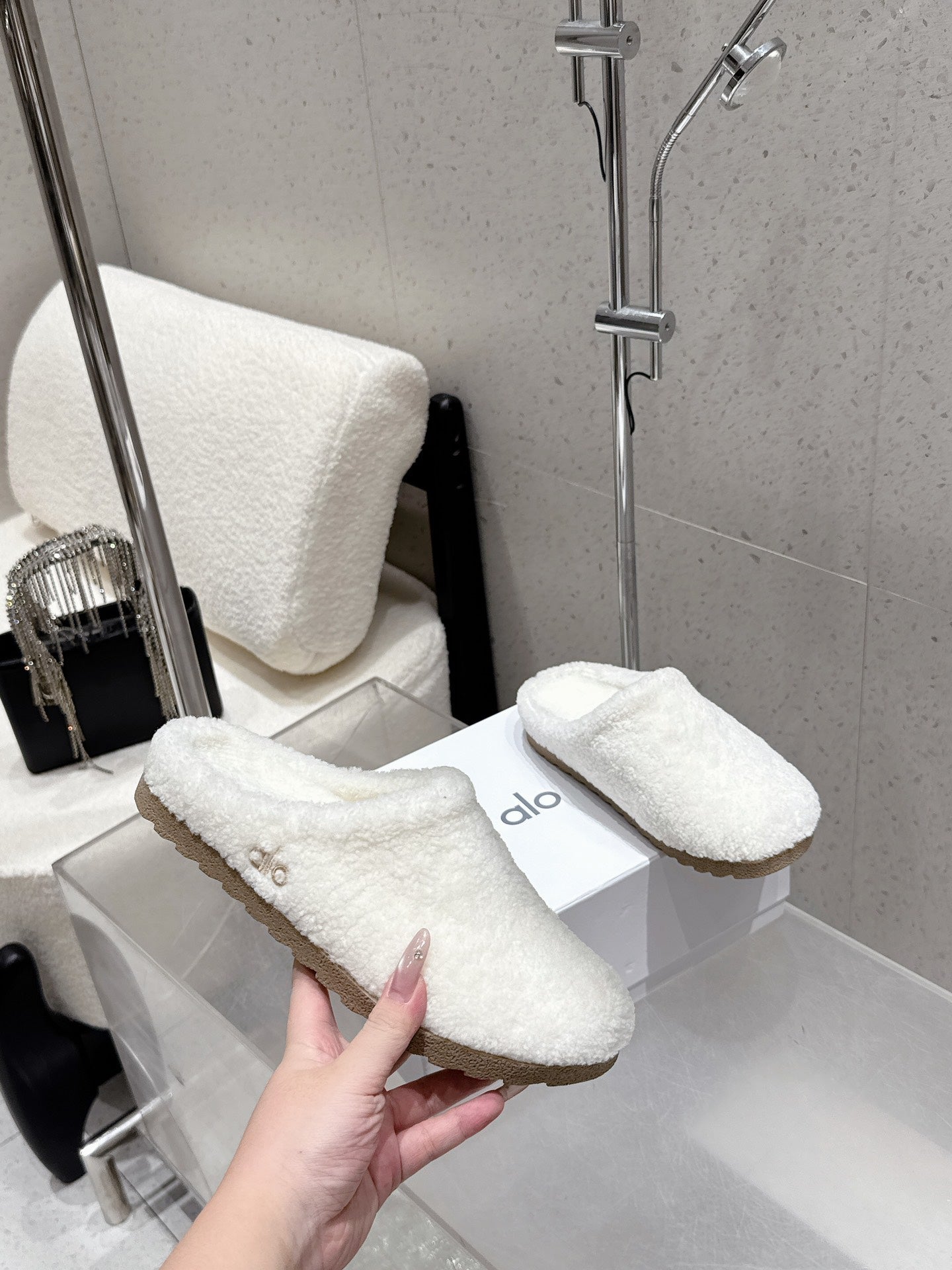 ALO 25S BIRKENSTOCK CLOGS IN WHITE WOOL