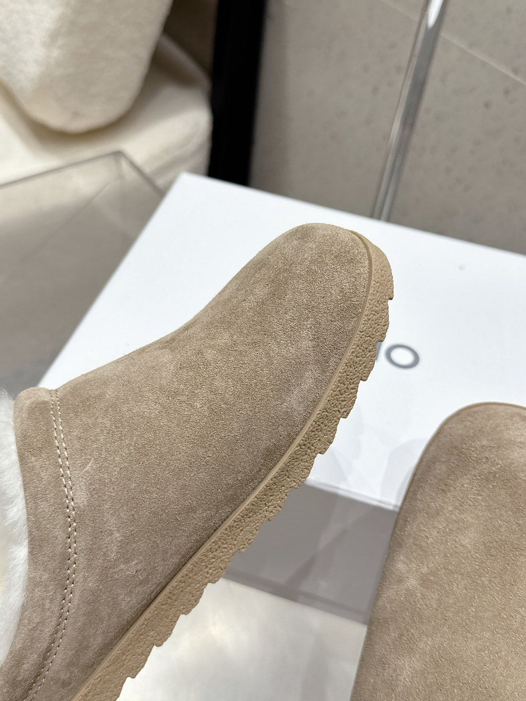 ALO 25S BIRKENSTOCK CLOGS IN GREY SUEDE AND WHITE WOOL