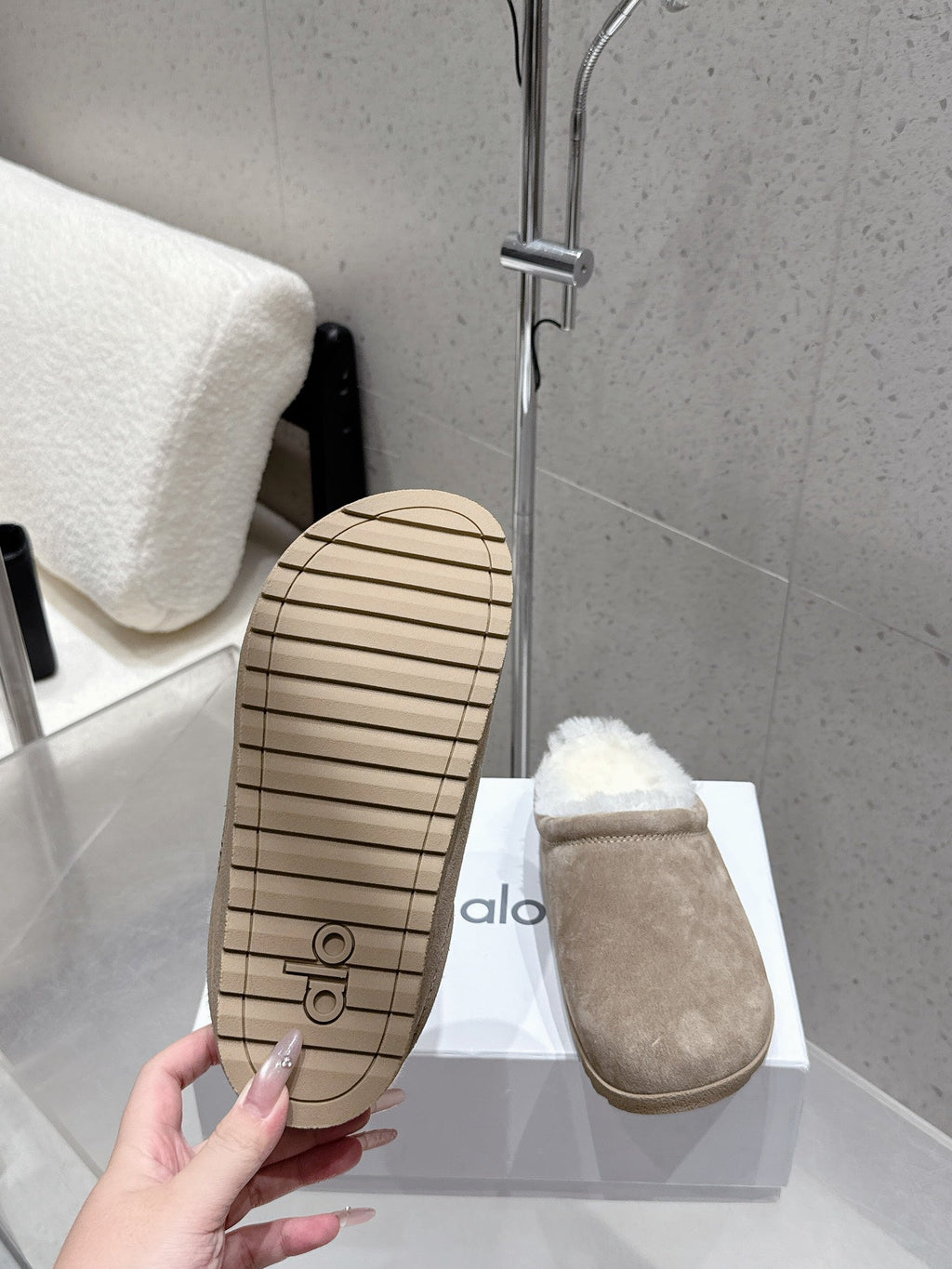 ALO 25S BIRKENSTOCK CLOGS IN GREY SUEDE AND WHITE WOOL