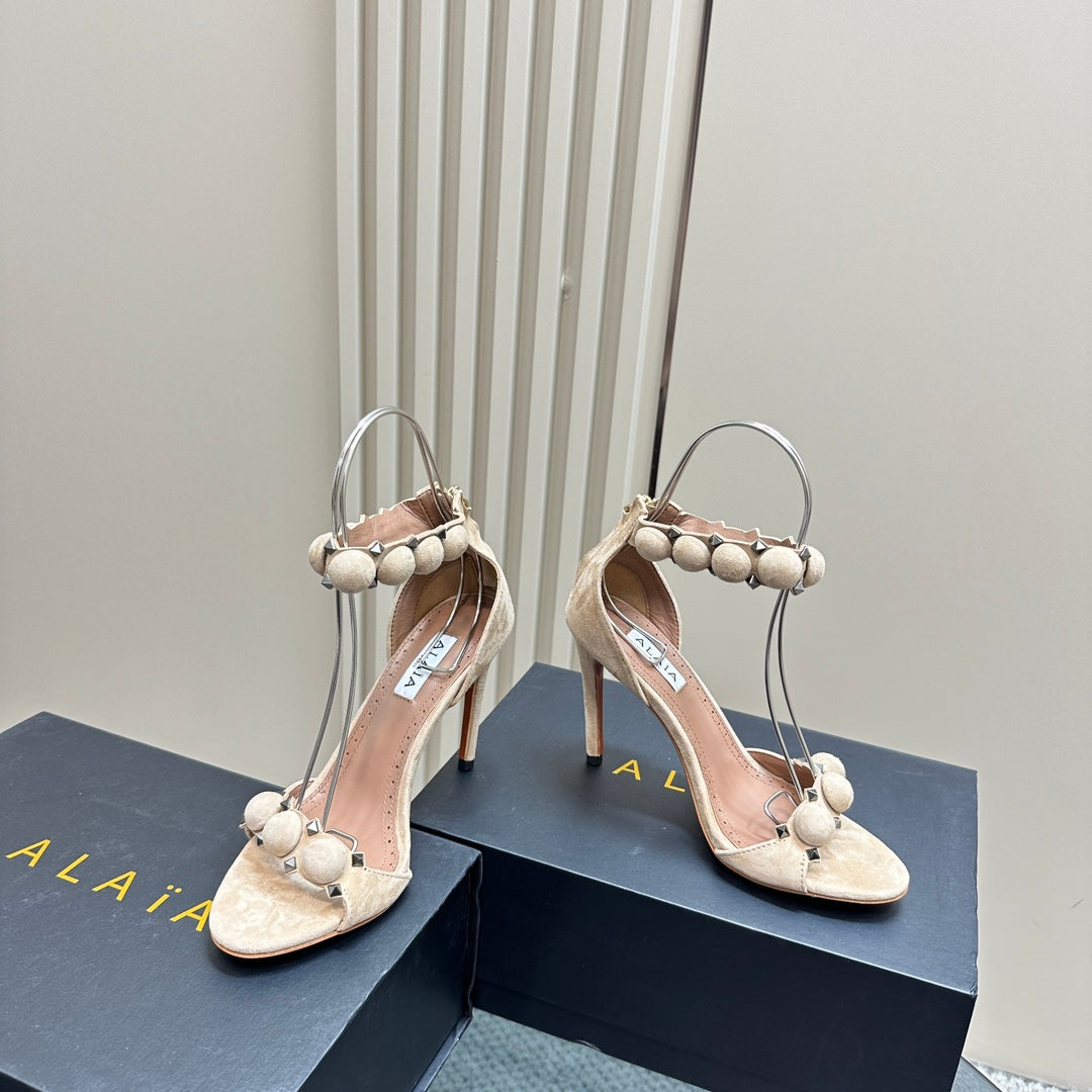 ALAIA HIGH HEEL SANDAL 10 CM IN BEIGE SUEDE