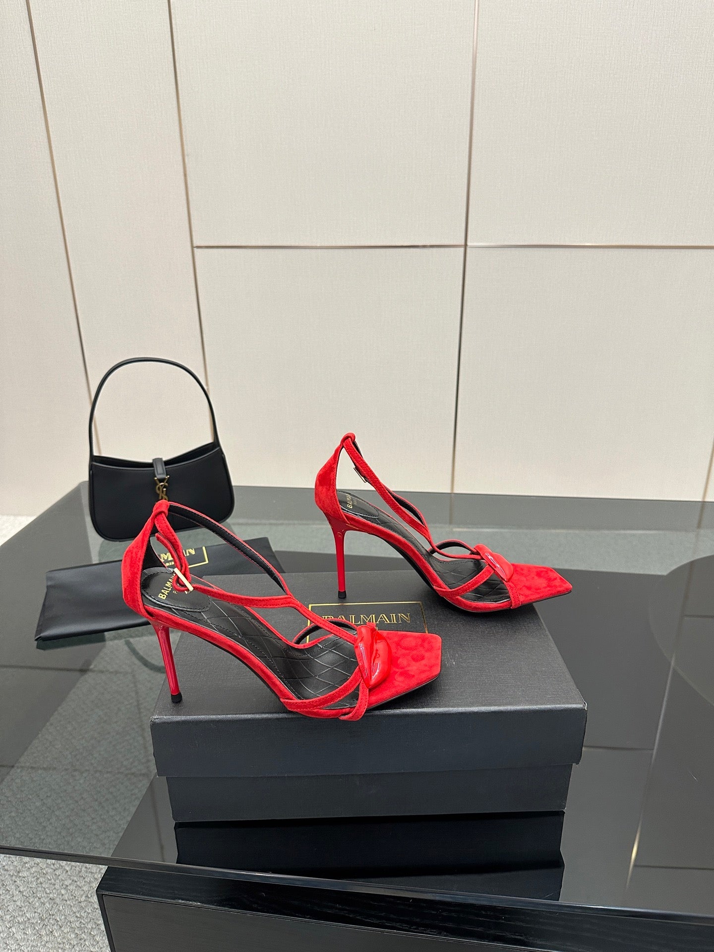 BALMAIN 25S LIPS SANDALS 10 IN CRIMSON RED SUEDE