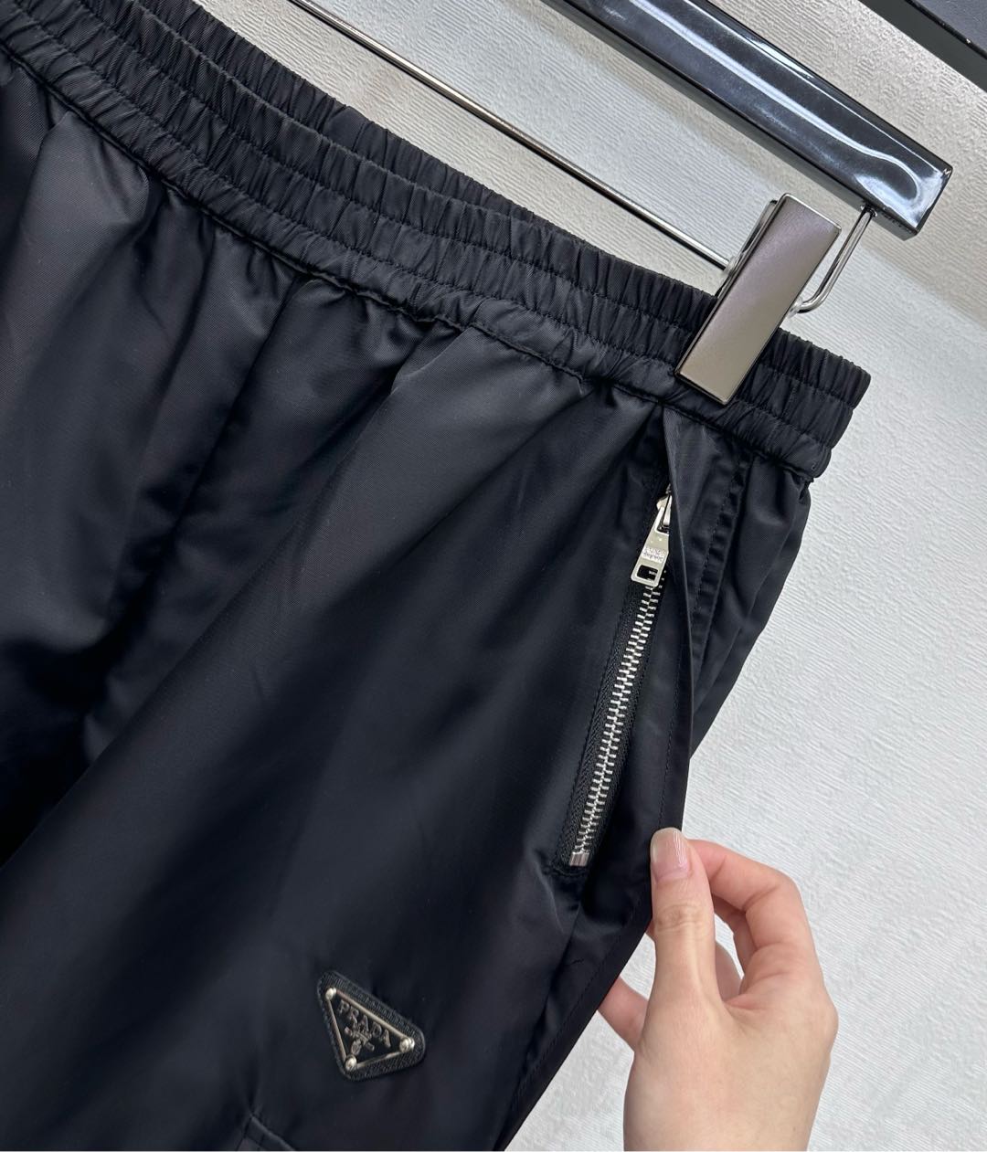 PRADA 26S CARGO PANTS 781