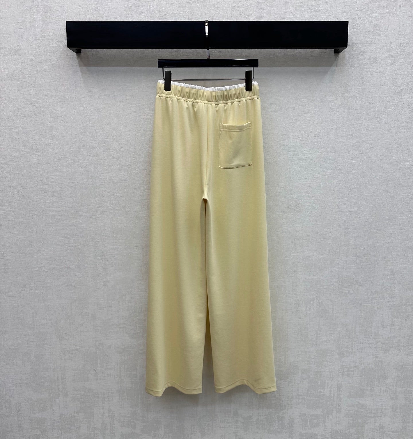 CELINE 26S STRAIGHT LEG PANTS 148