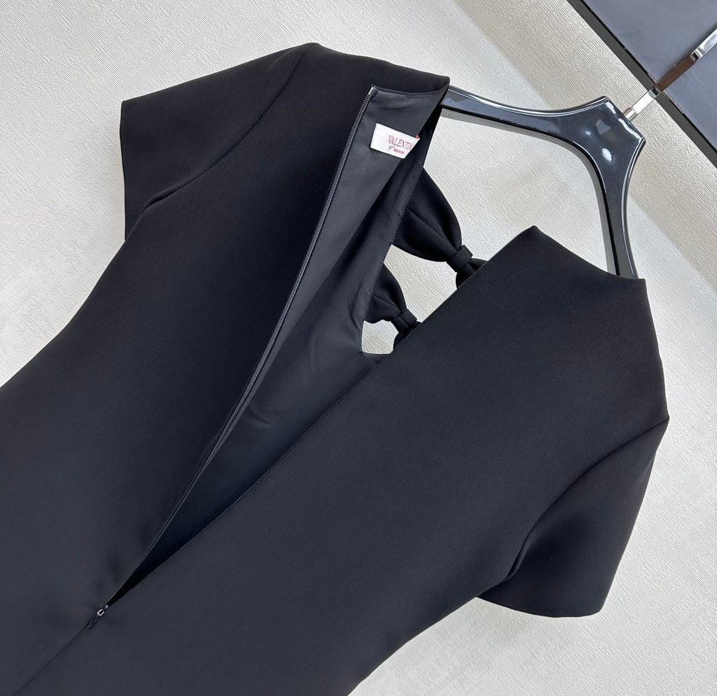 VALENTINO 26S V-NECK DRESS 155