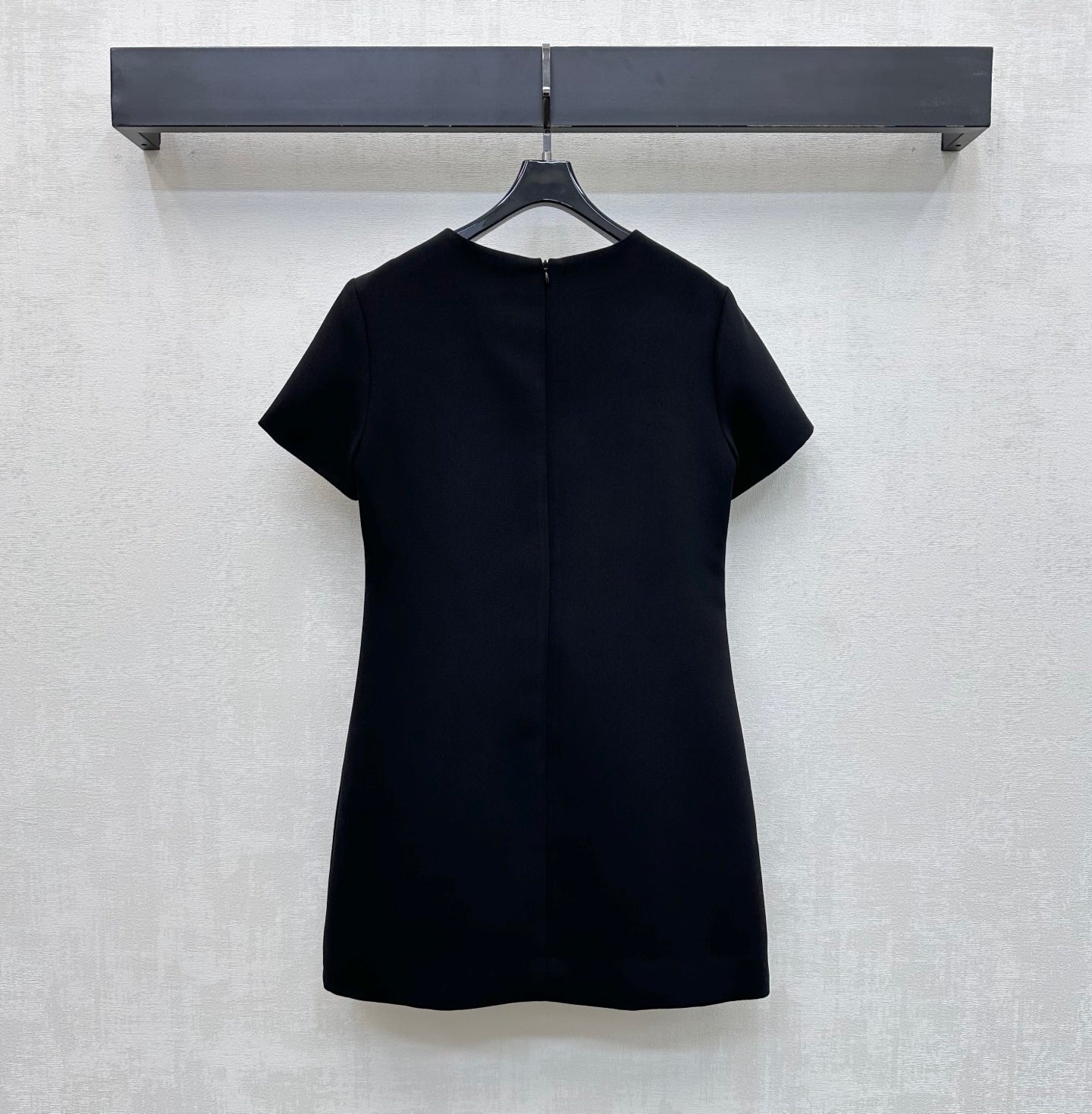 VALENTINO 26S V-NECK DRESS 155
