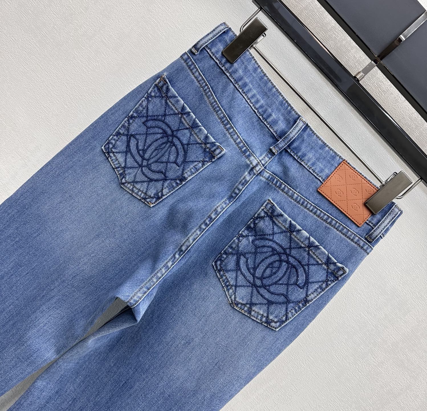 CHANEL 26S JEANS STYLE 1065