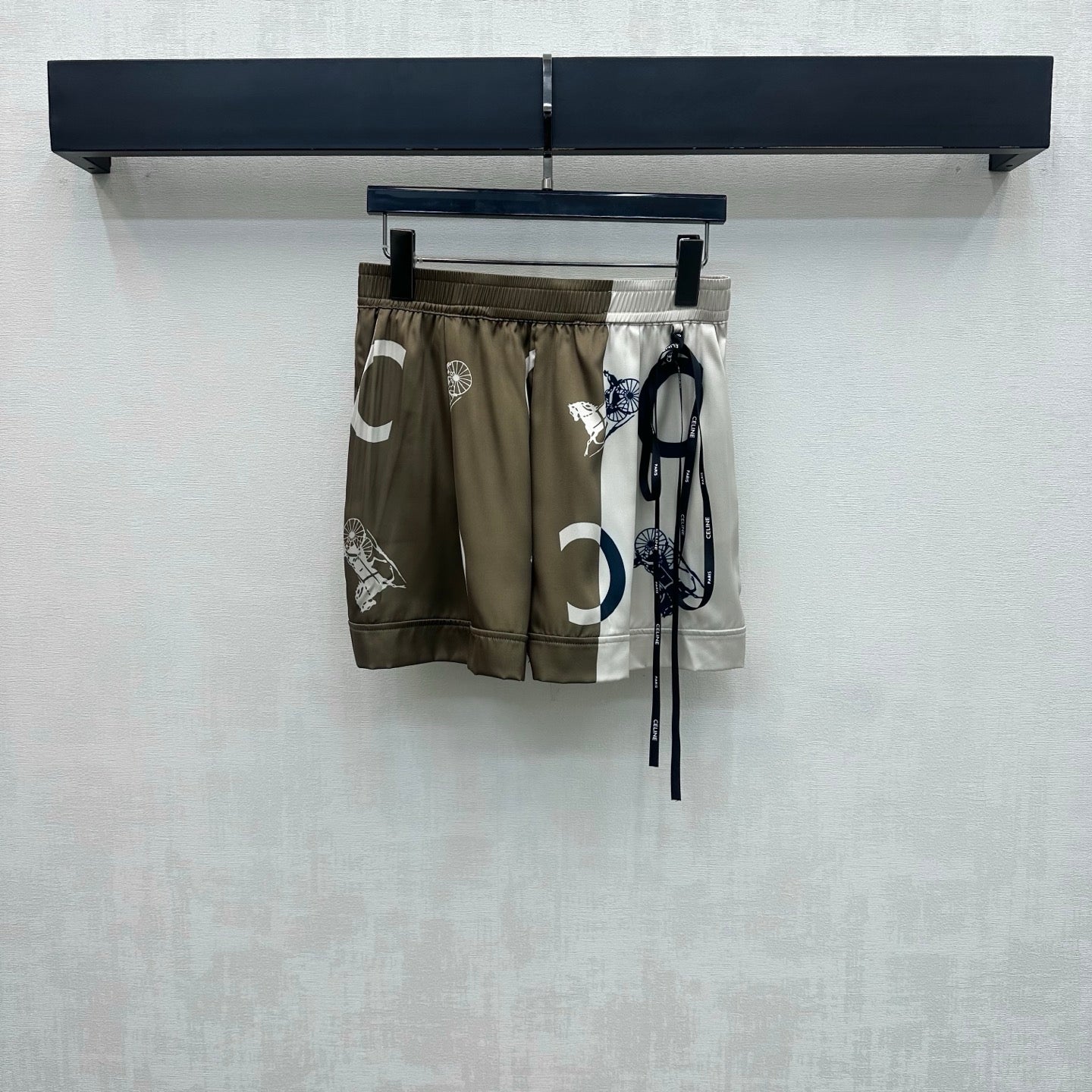 CELINE 26S SILK SHORTS 452